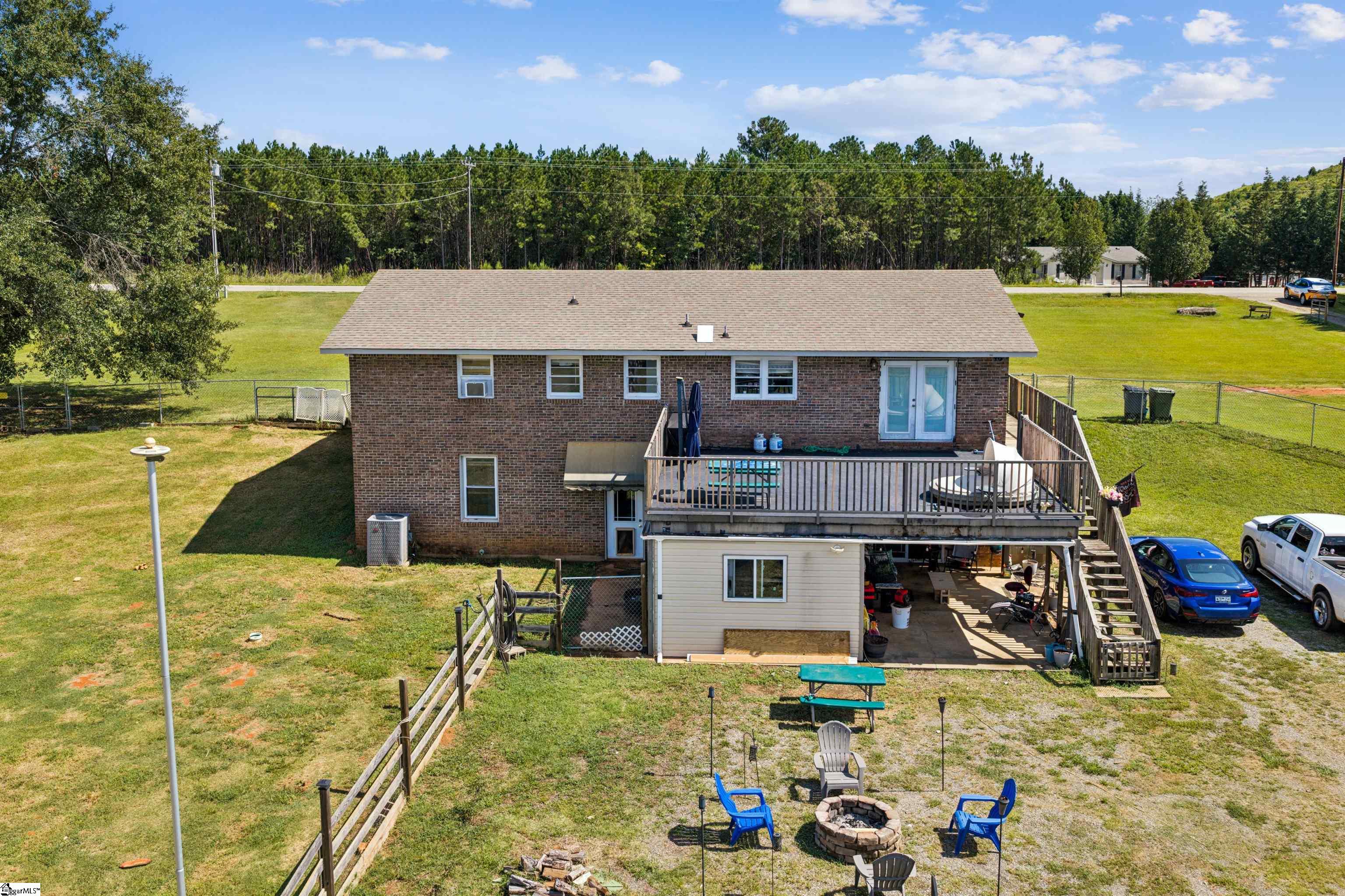 1055 Little Mountain Road Property Photo 8