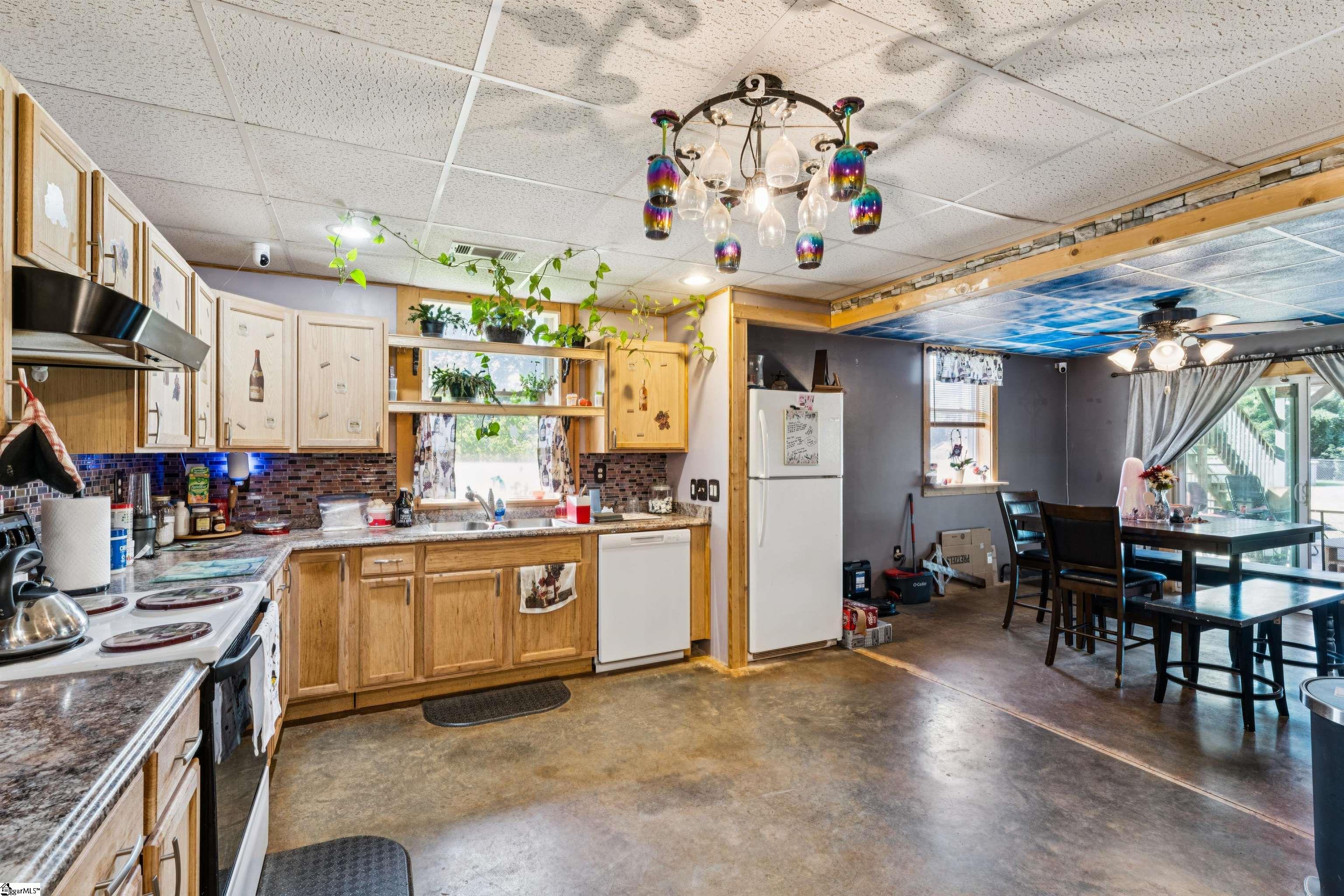 1055 Little Mountain Road Property Photo 39