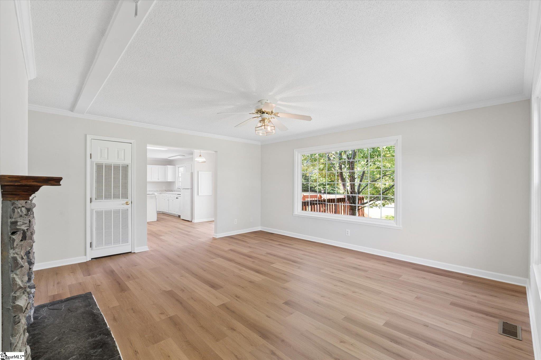 425 Roe Road Property Photo 20