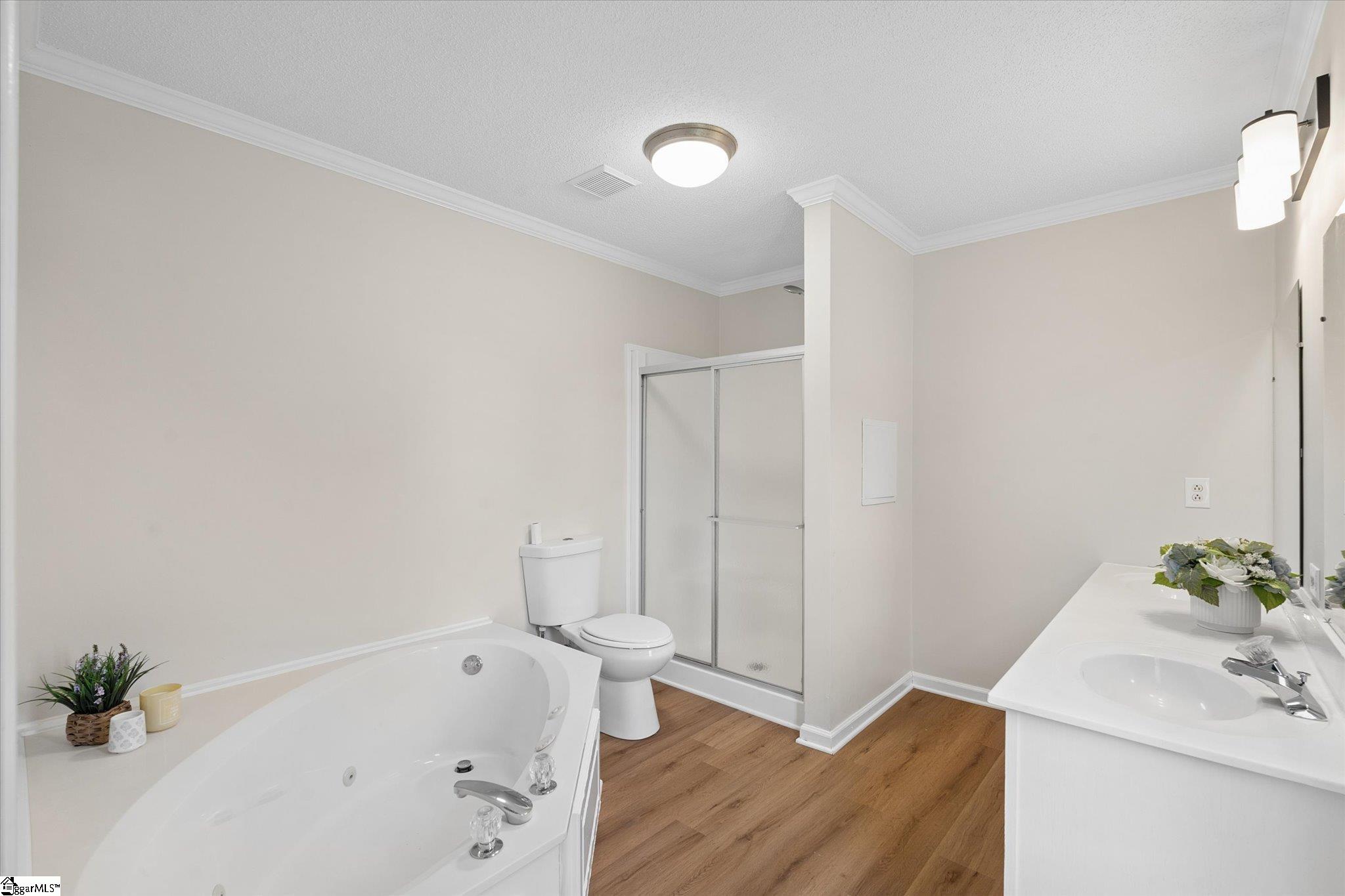 425 Roe Road Property Photo 23