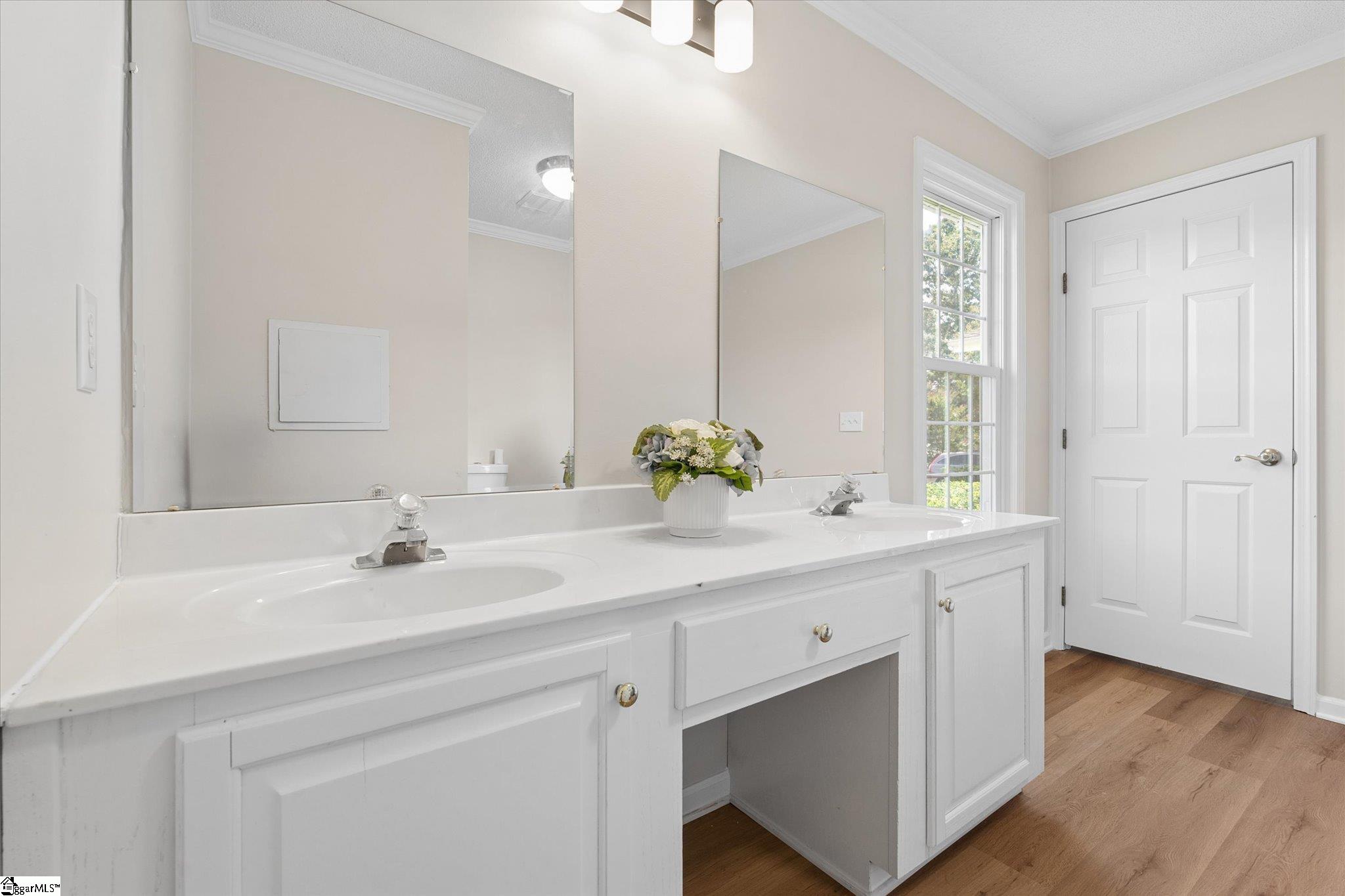 425 Roe Road Property Photo 24