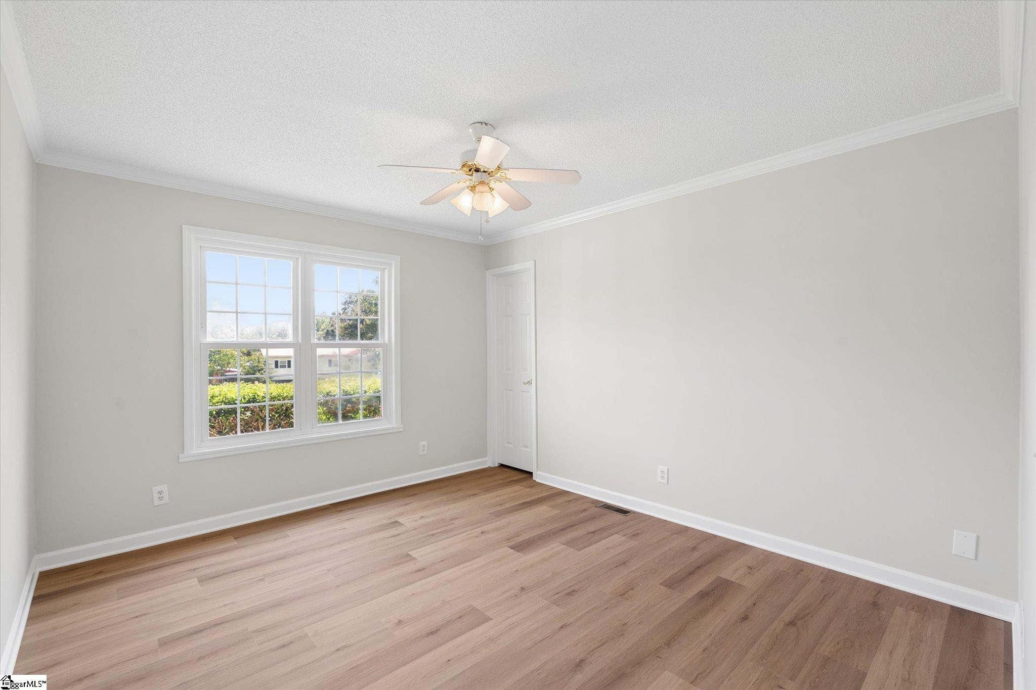 425 Roe Road Property Photo 25