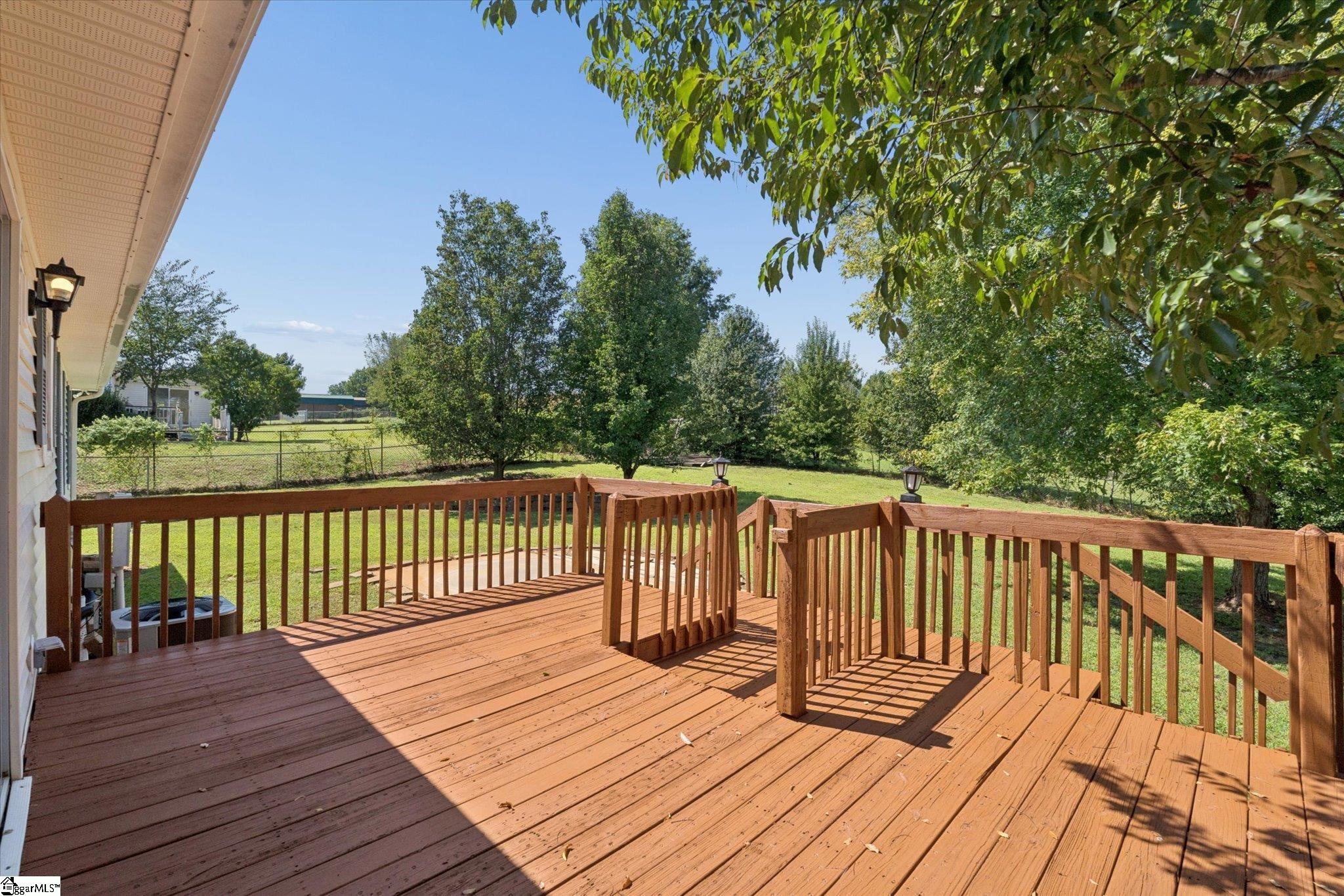425 Roe Road Property Photo 29