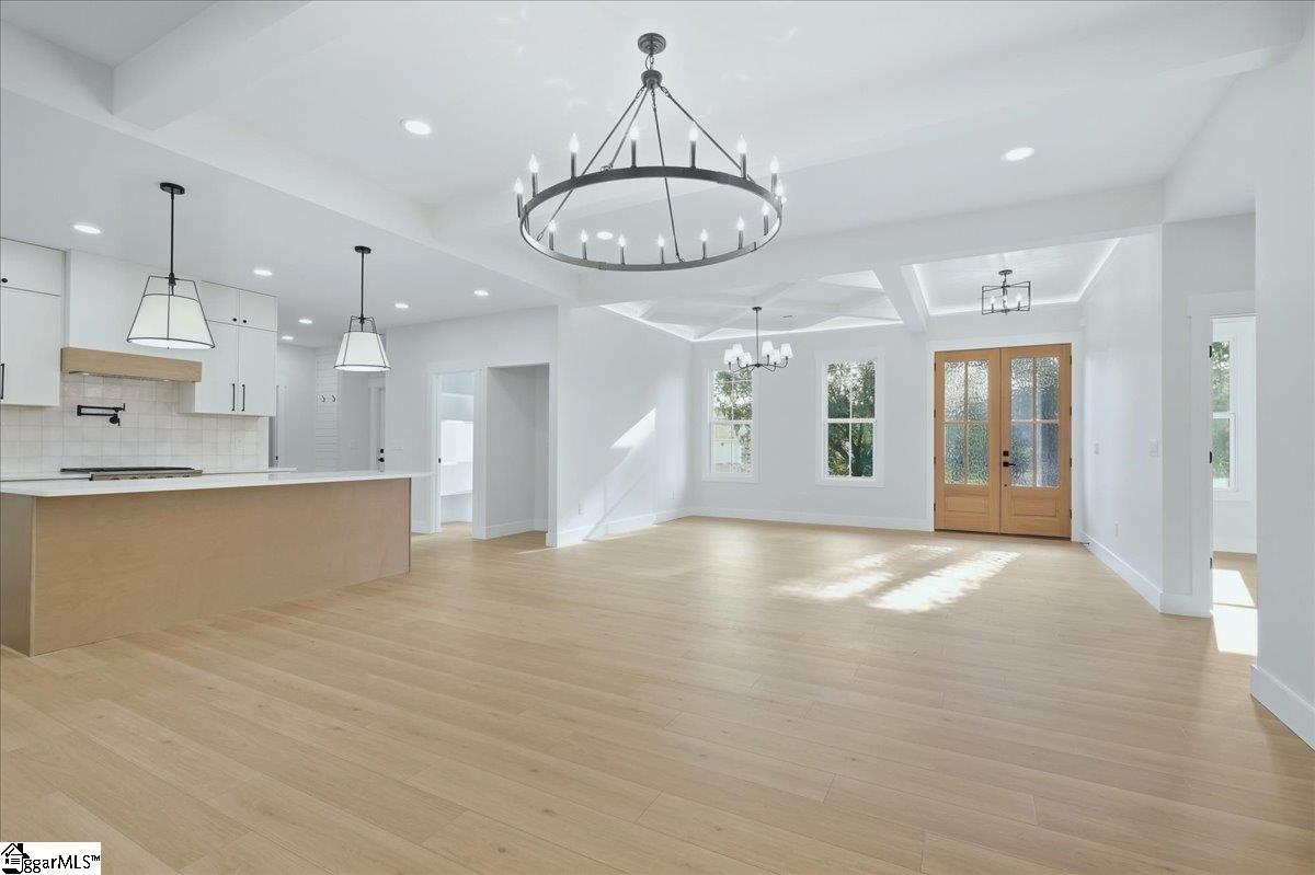 201 Maple Street Property Photo 7