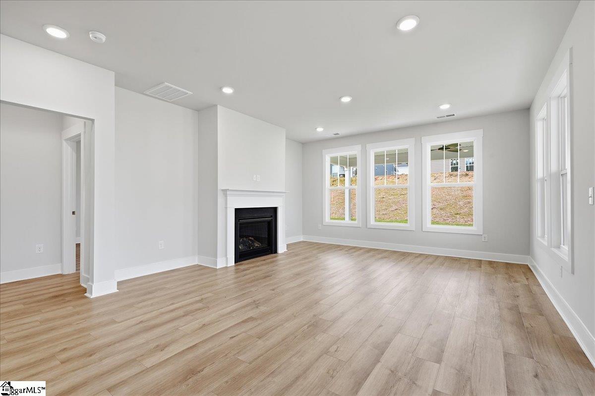 16 Long Branch Court Property Photo 11
