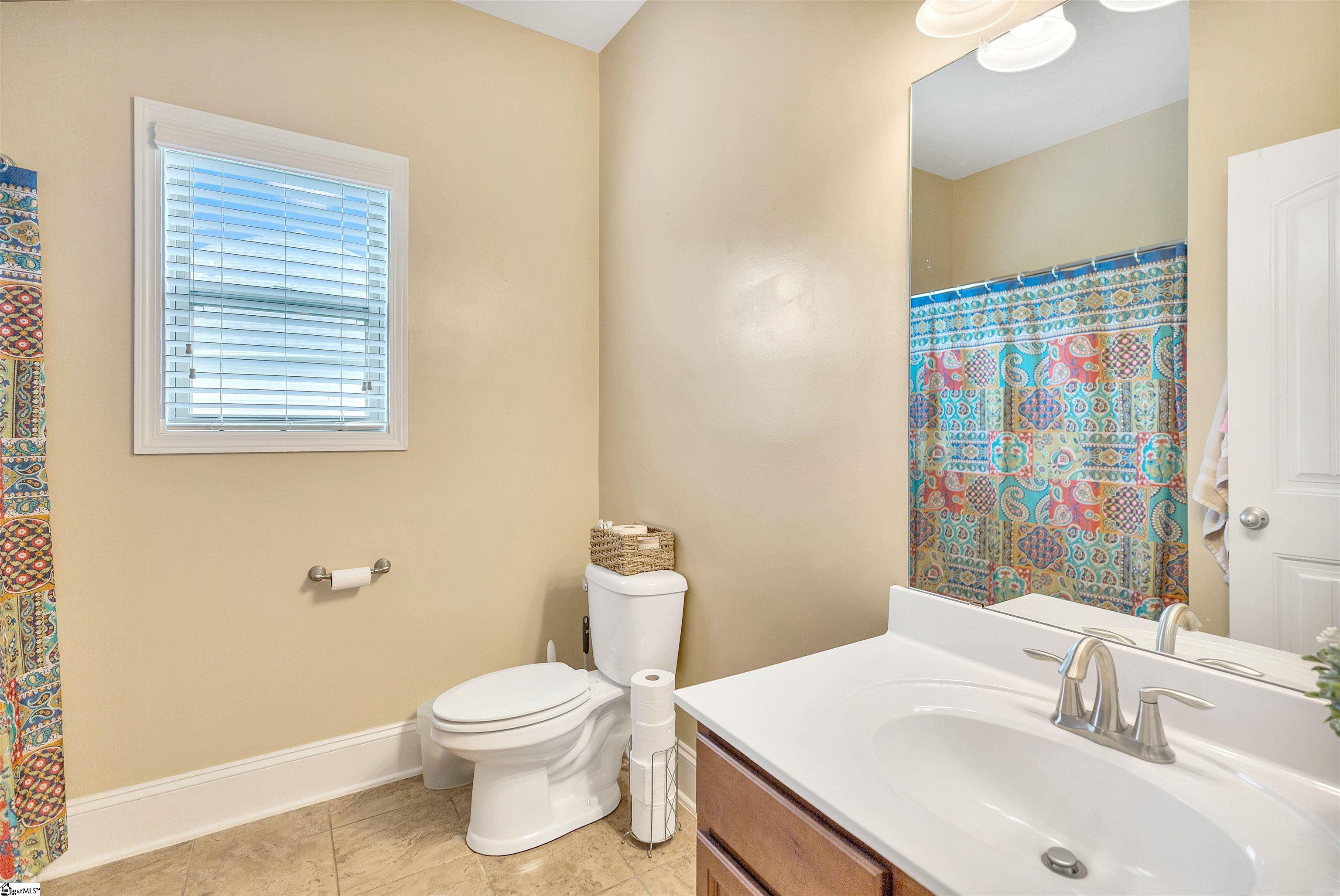 1009 Hillcrest Court Property Photo 20