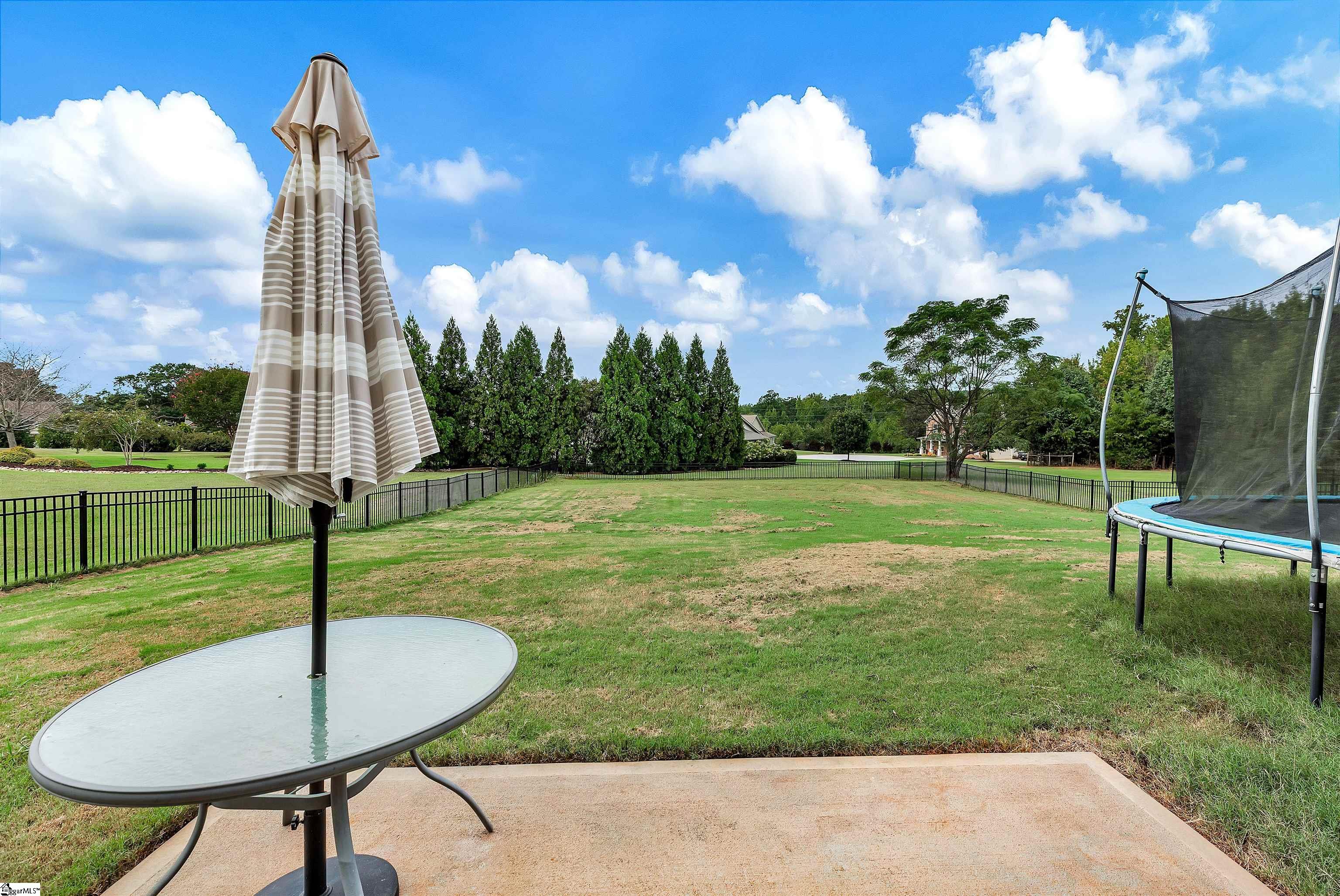 1009 Hillcrest Court Property Photo 34