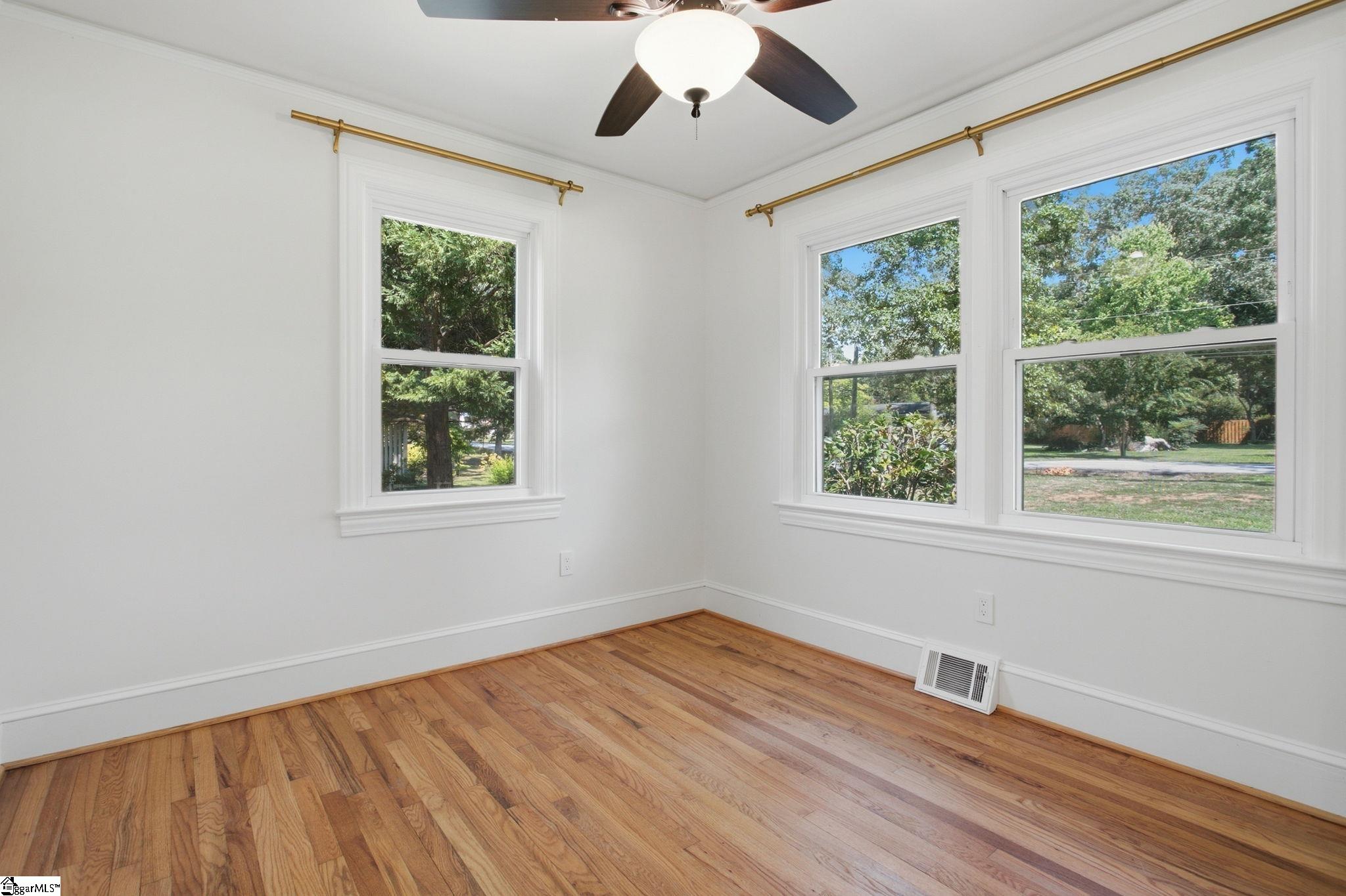 318 Elizabeth Drive Property Photo 13