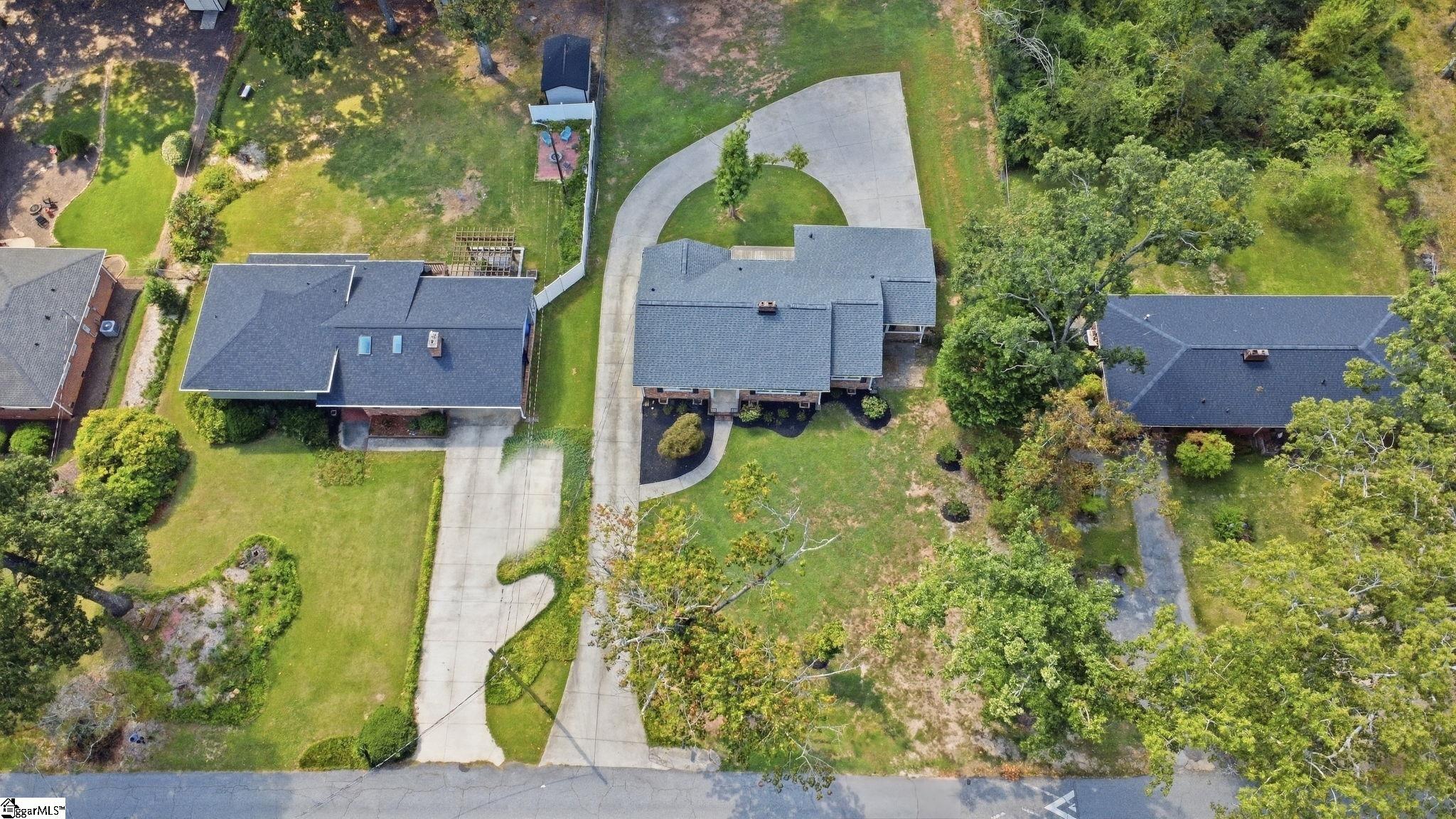 318 Elizabeth Drive Property Photo 29