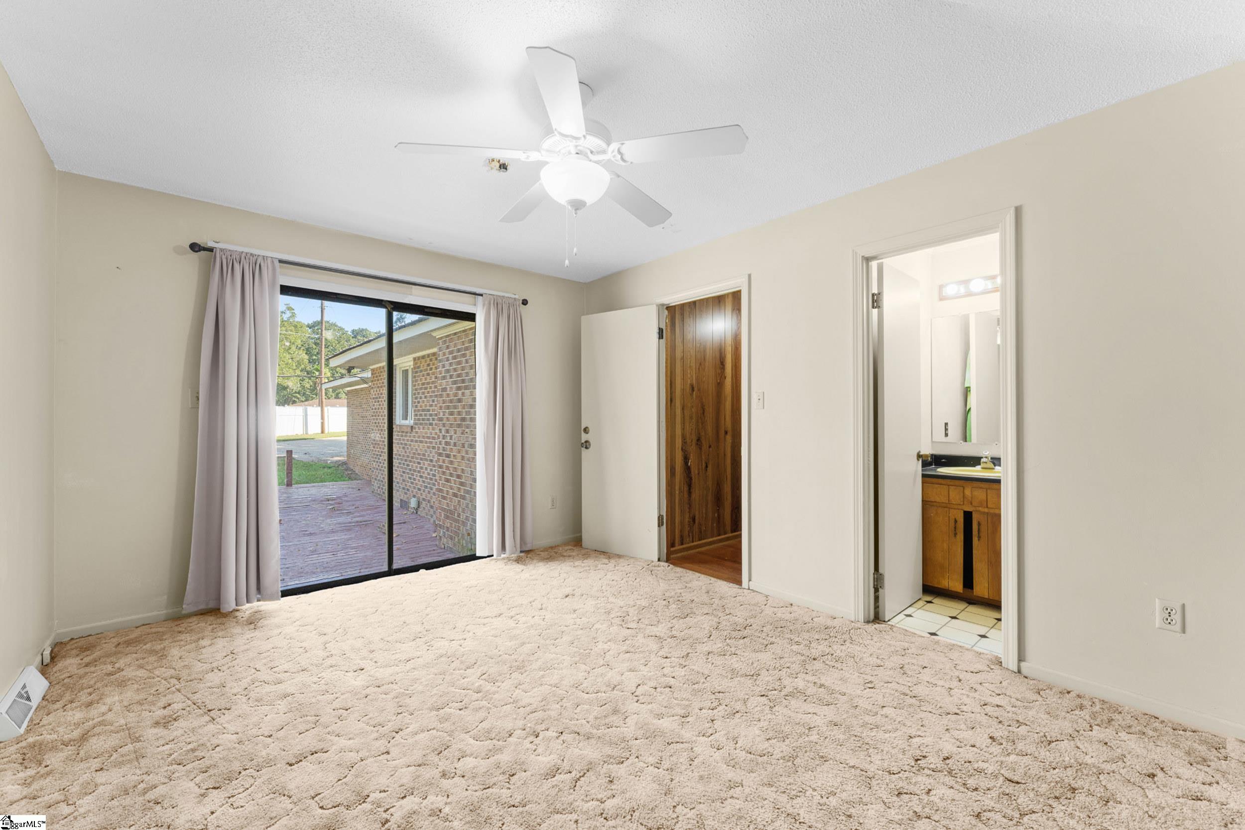 101 Victorian Drive Property Photo 23