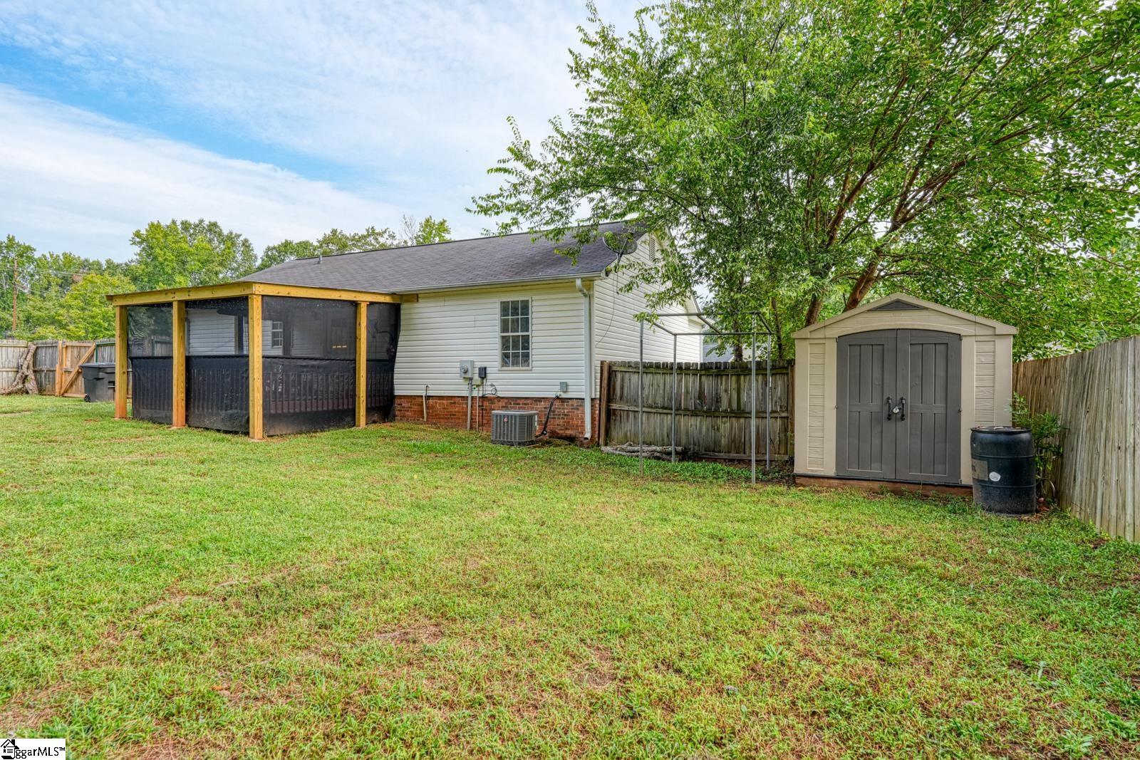 300 E Myles Lane Property Photo 32