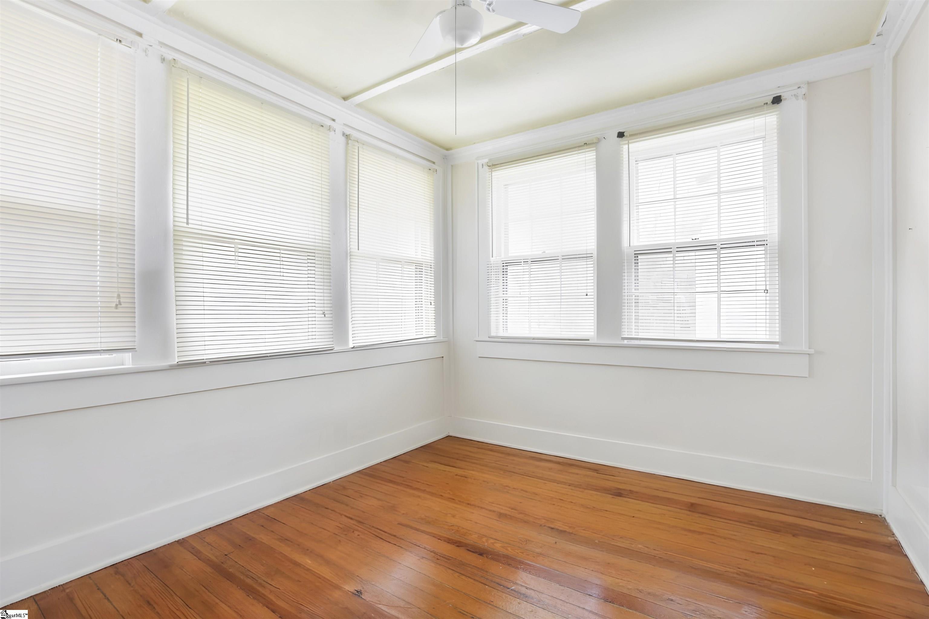 312 E A Avenue Property Photo 17