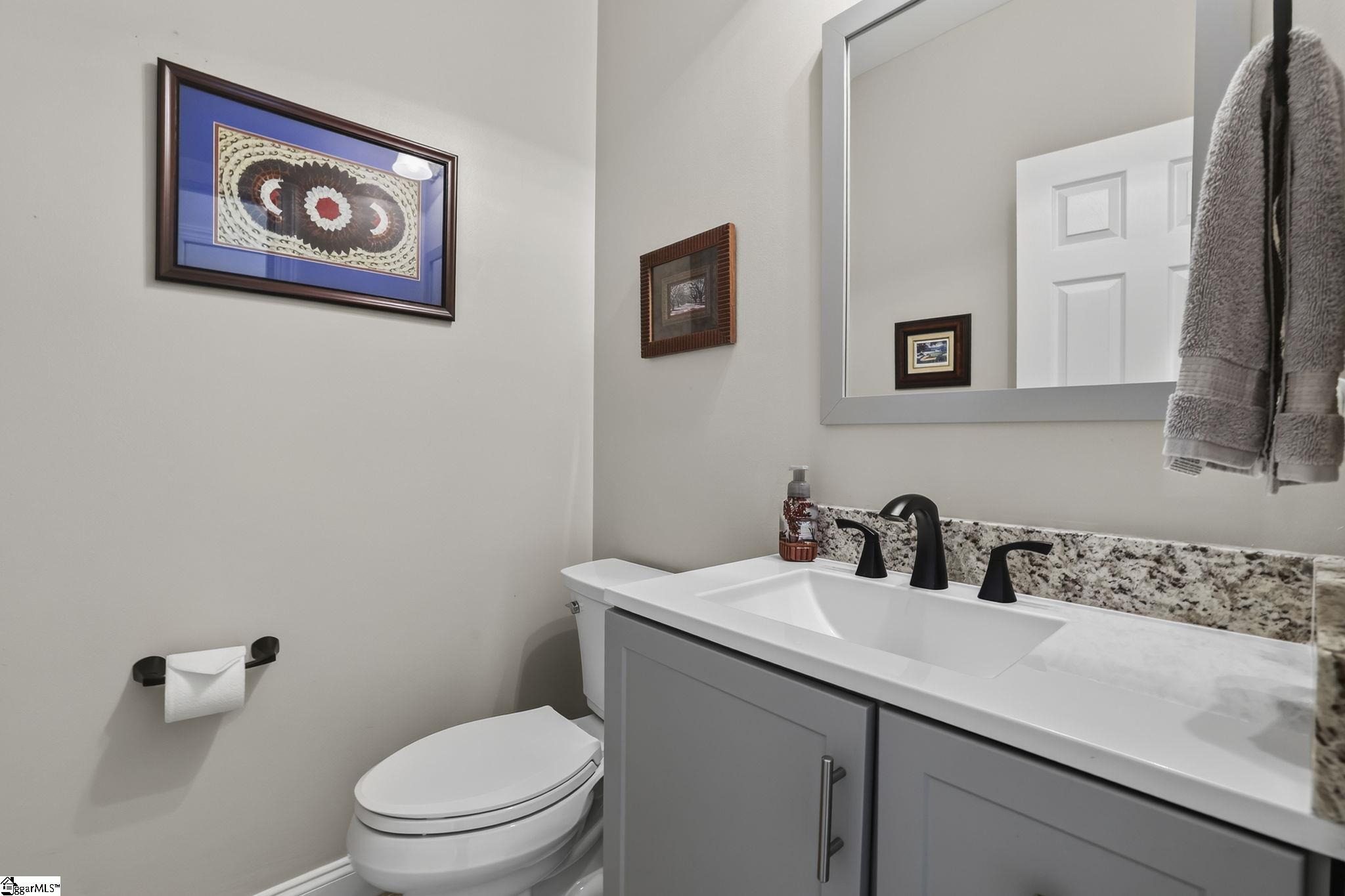 227 Woodlake Drive Property Photo 28