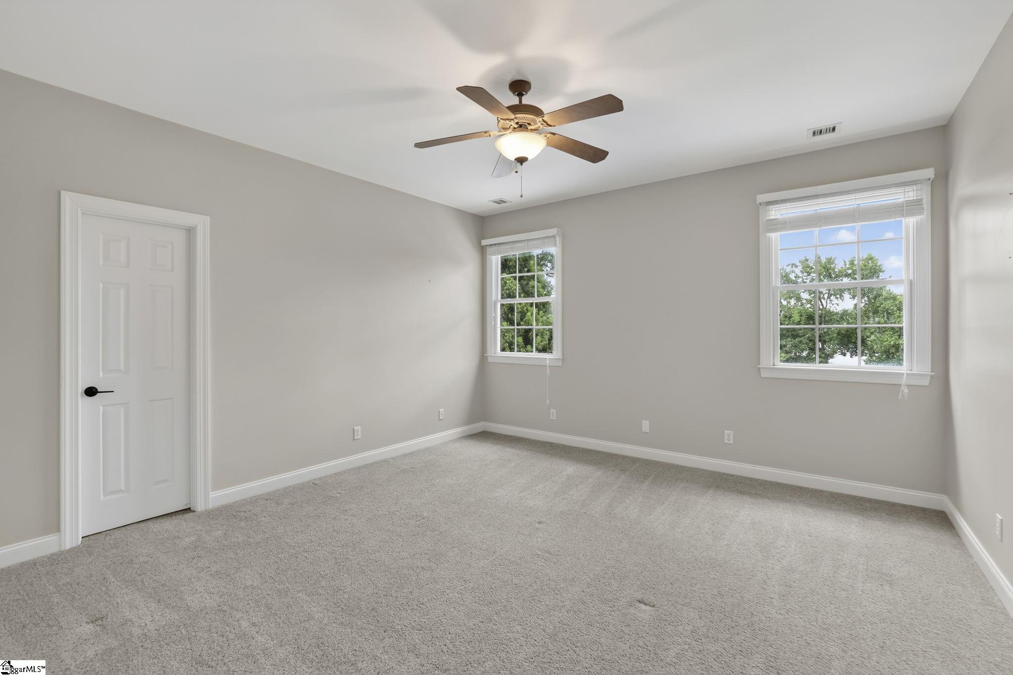 227 Woodlake Drive Property Photo 30