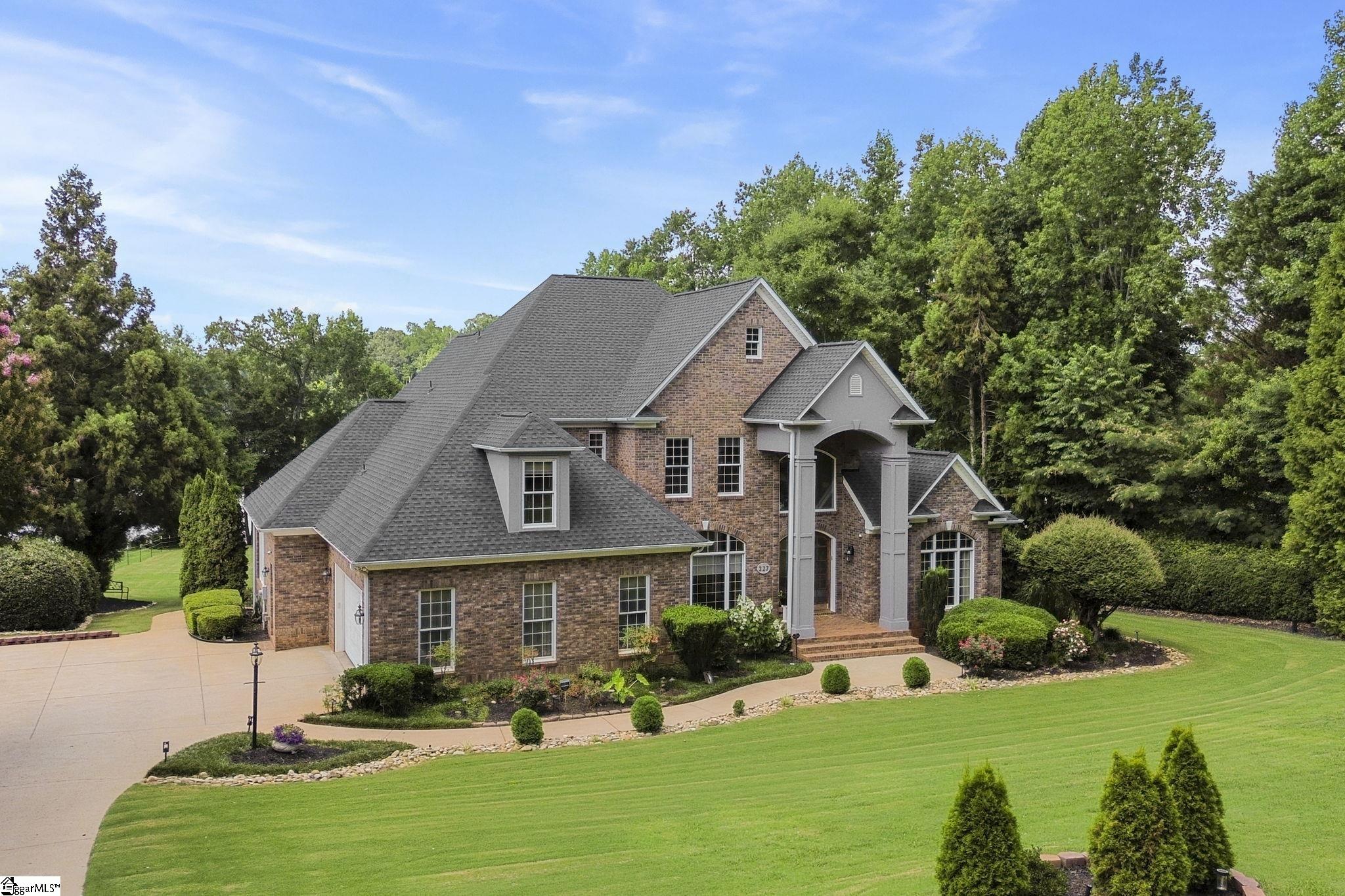 227 Woodlake Drive Property Photo 43