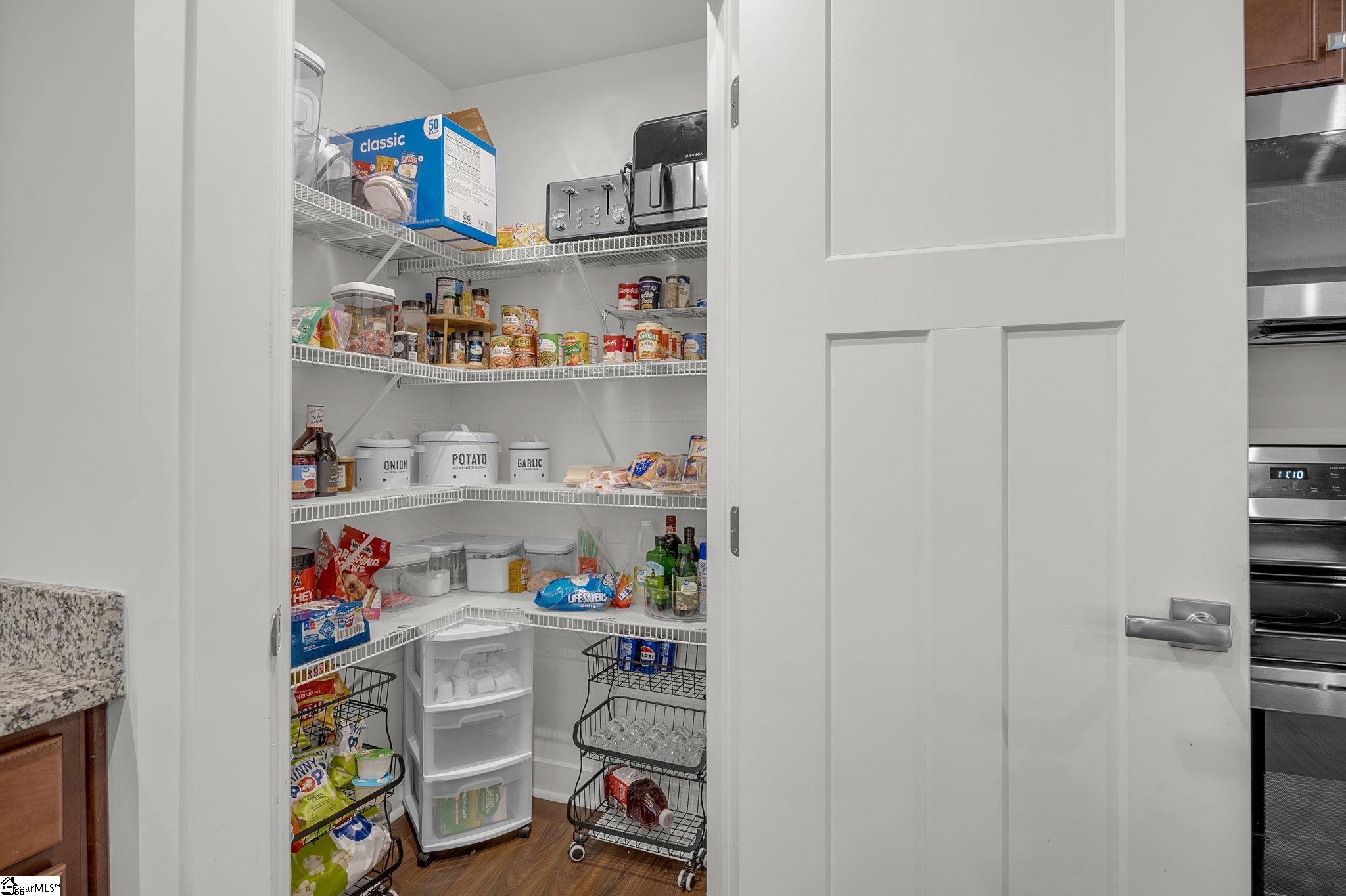 664 Hardwood Drive Property Photo 13