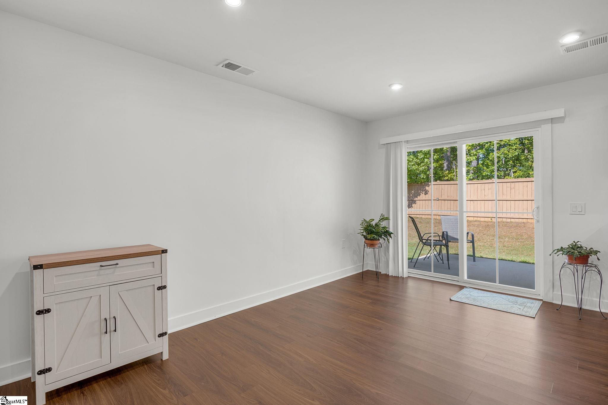 664 Hardwood Drive Property Photo 14