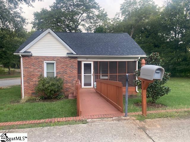 20 Lindberg Avenue Property Photo 1
