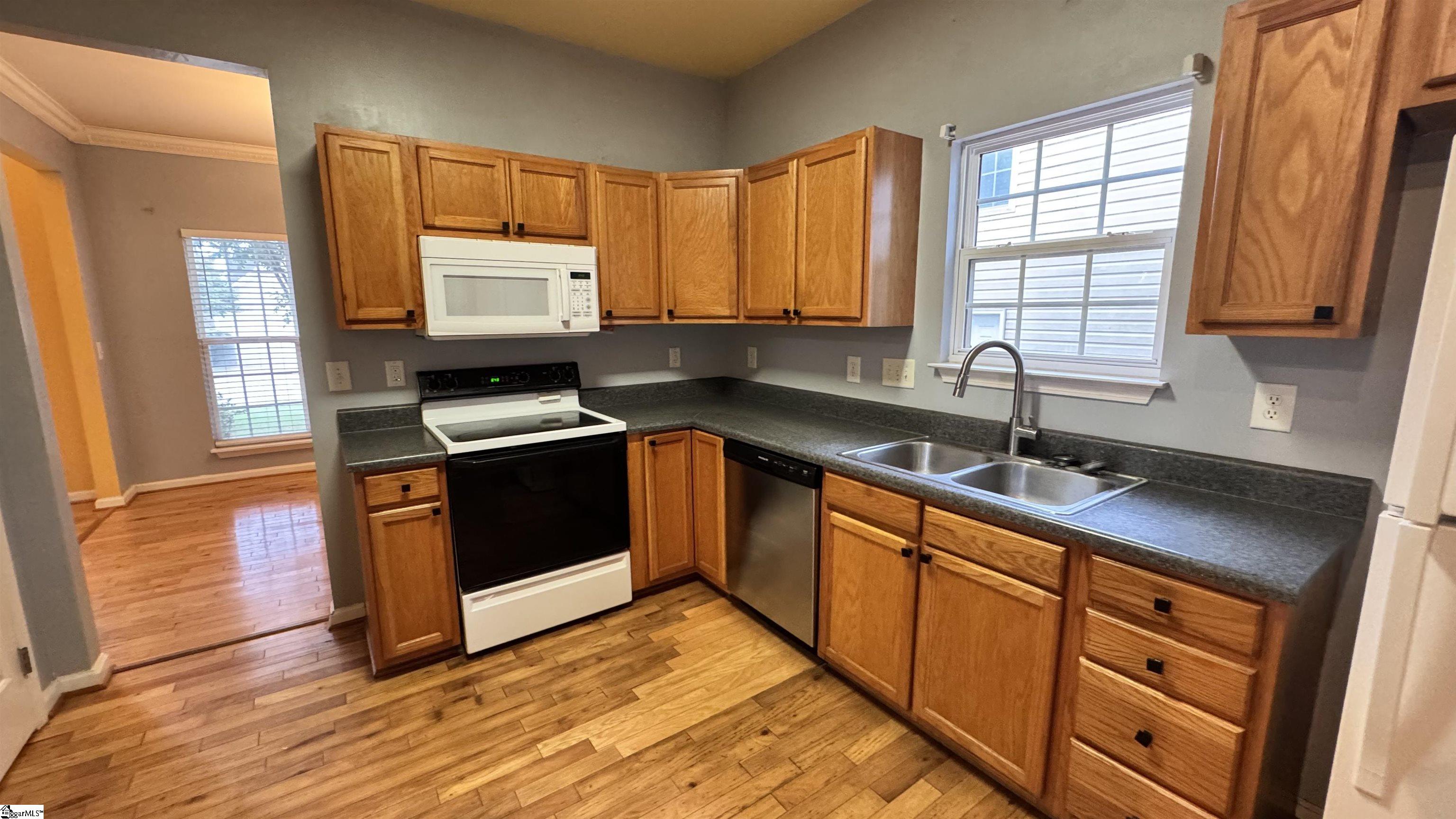 226 Highgate Circle Property Photo 11