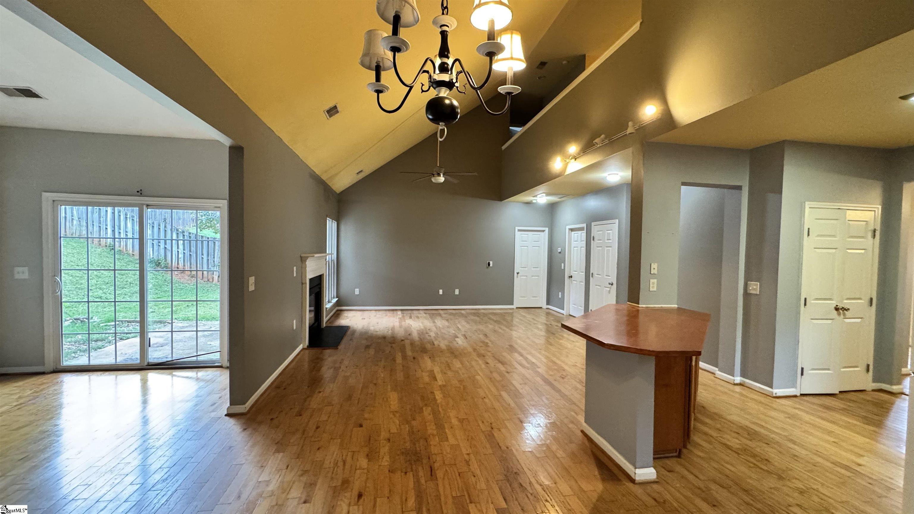226 Highgate Circle Property Photo 13