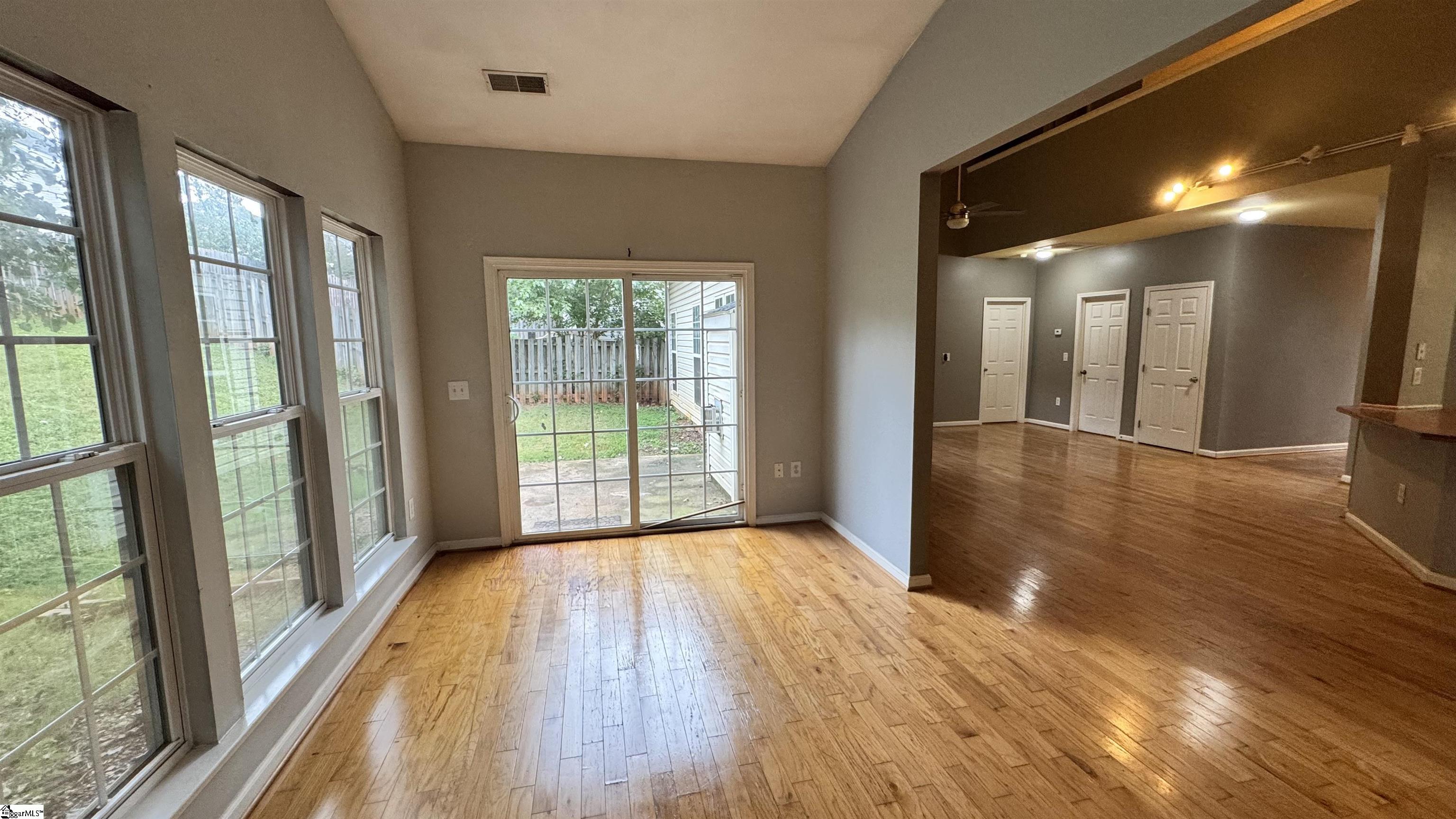 226 Highgate Circle Property Photo 16