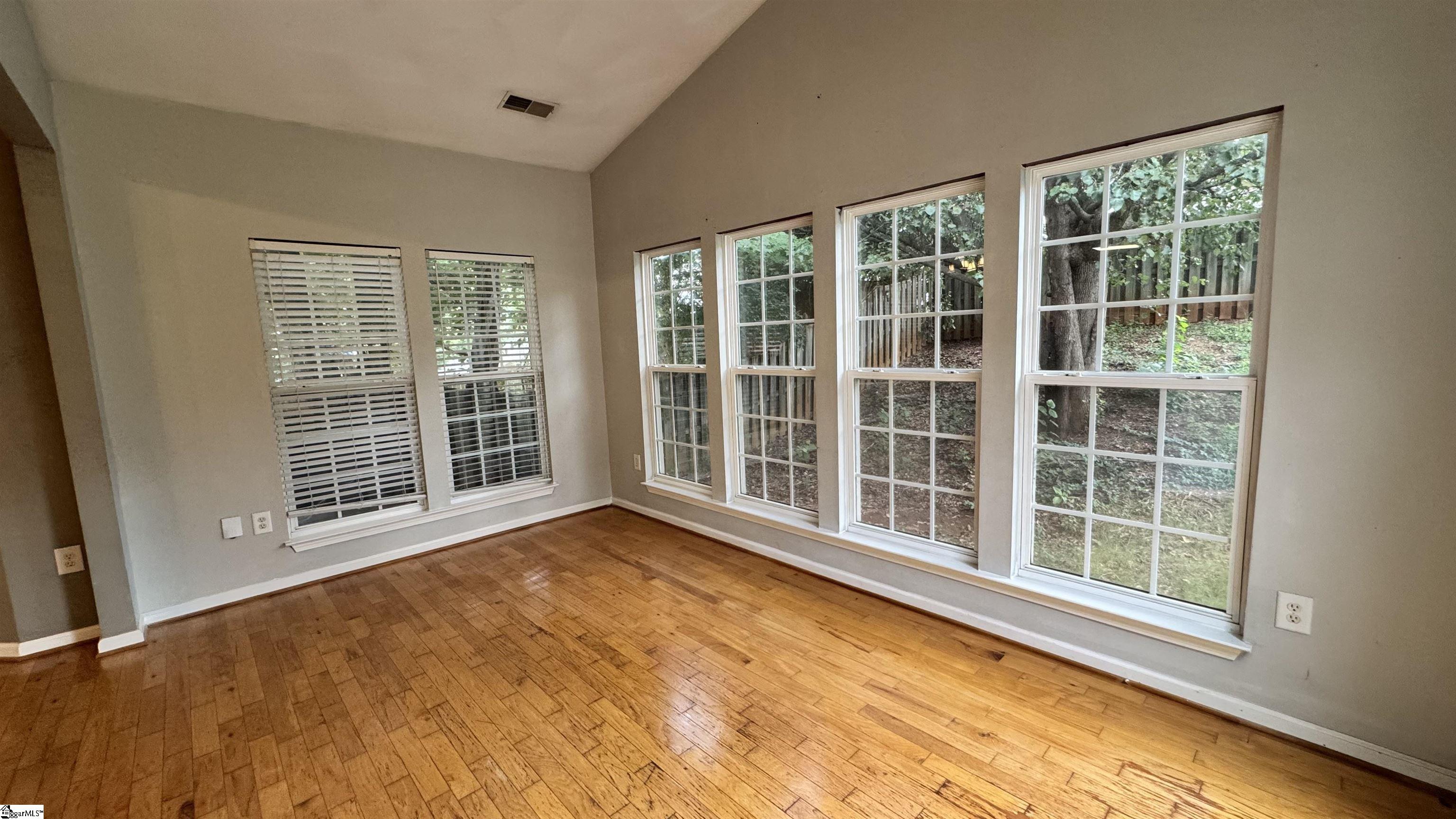 226 Highgate Circle Property Photo 17