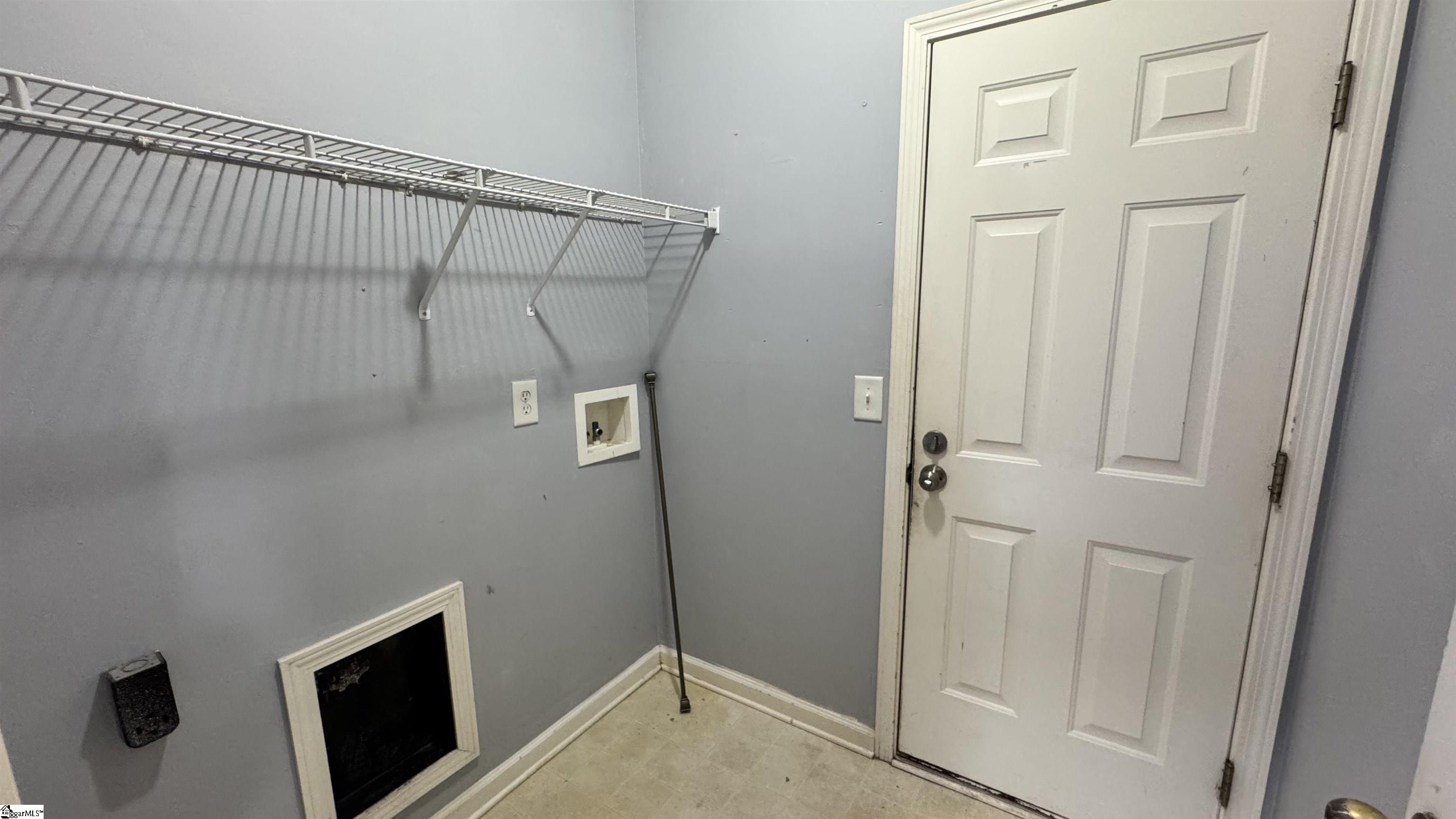 226 Highgate Circle Property Photo 23