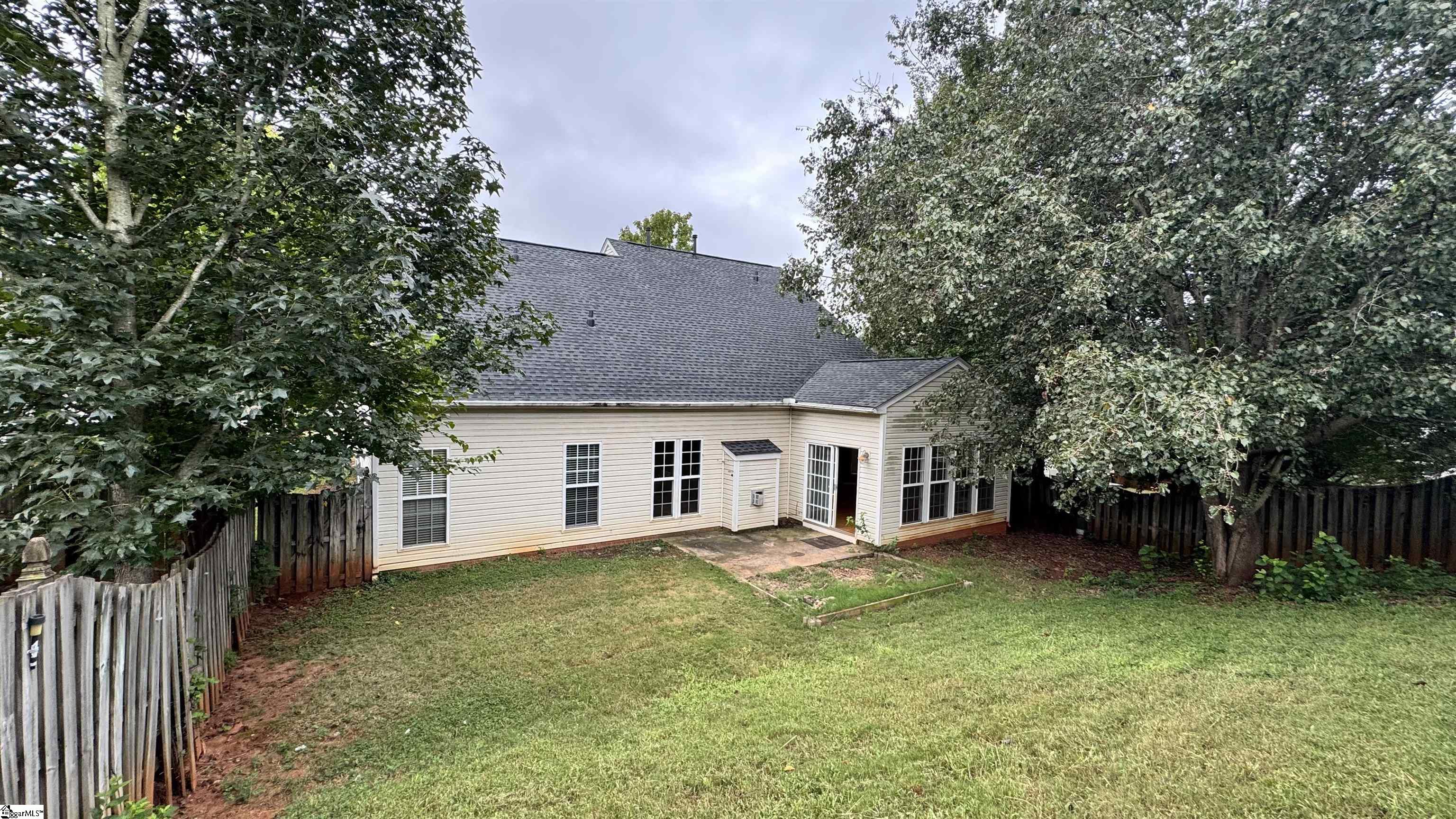 226 Highgate Circle Property Photo 42