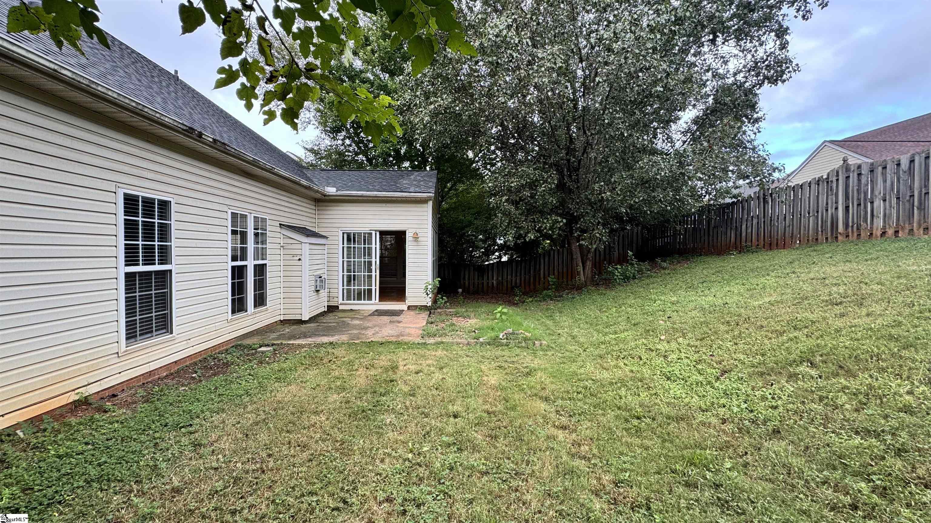 226 Highgate Circle Property Photo 44