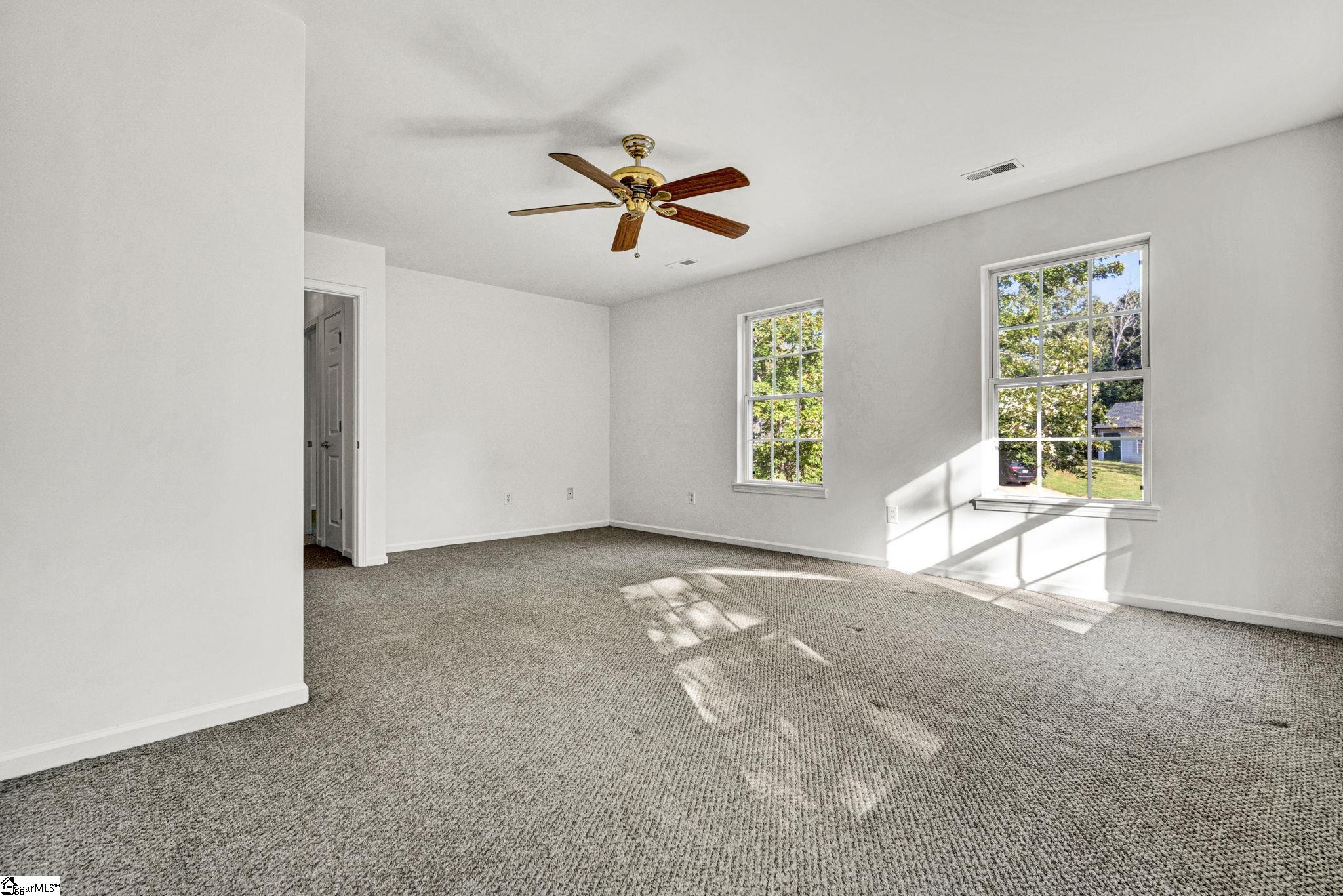 318 Stone Briar Lane Property Photo 32