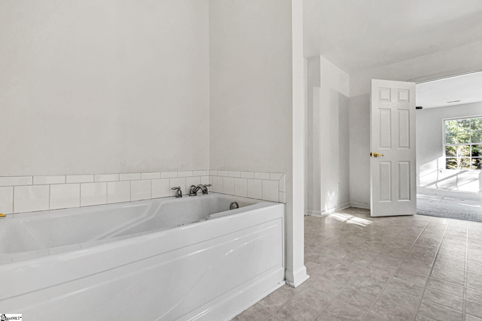 318 Stone Briar Lane Property Photo 34