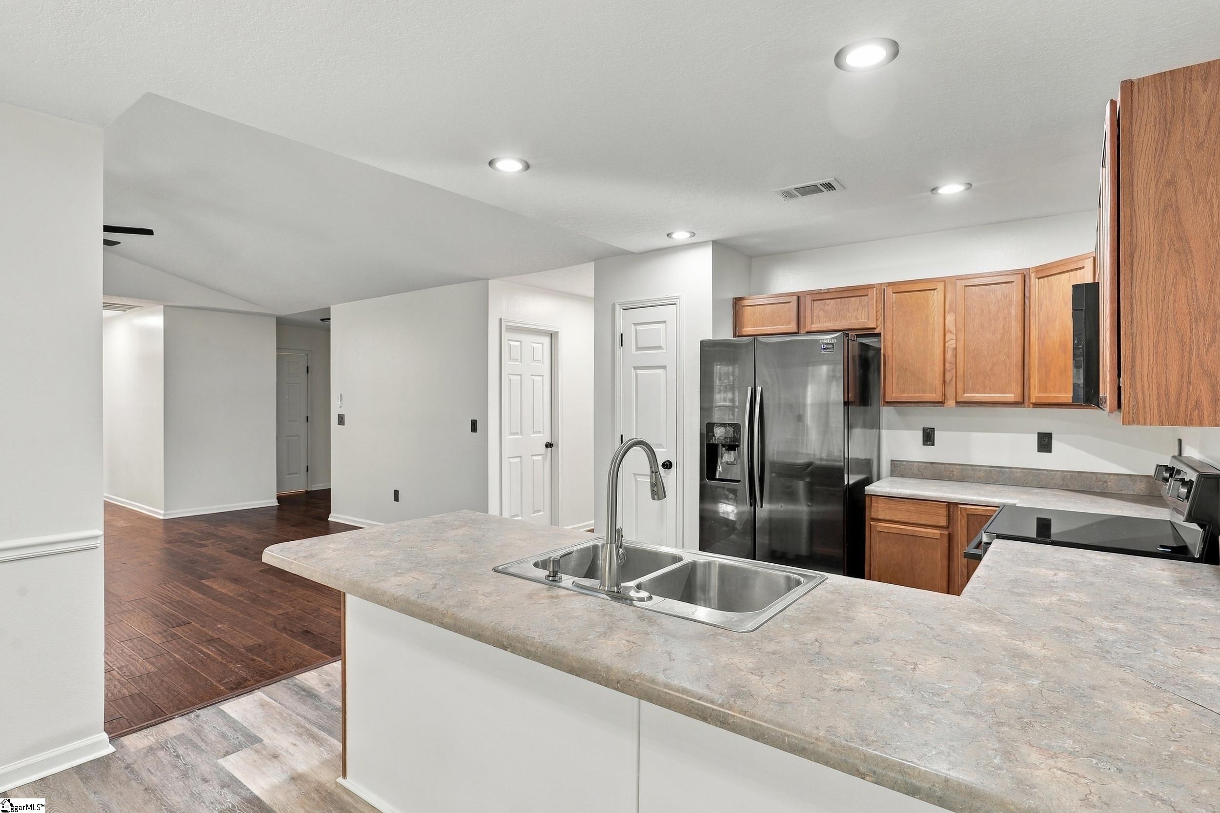 331 Monti Drive Property Photo 4
