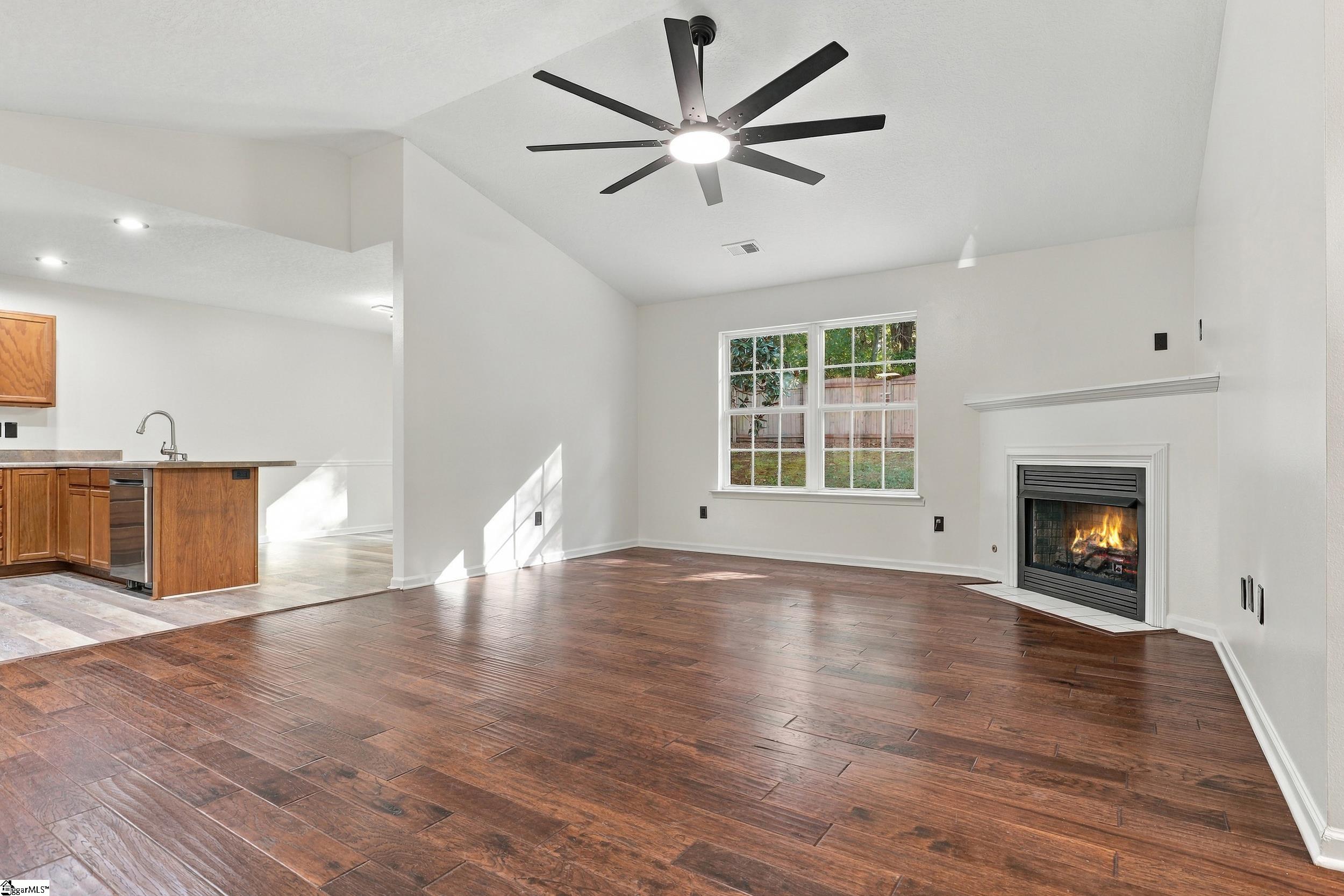 331 Monti Drive Property Photo 8