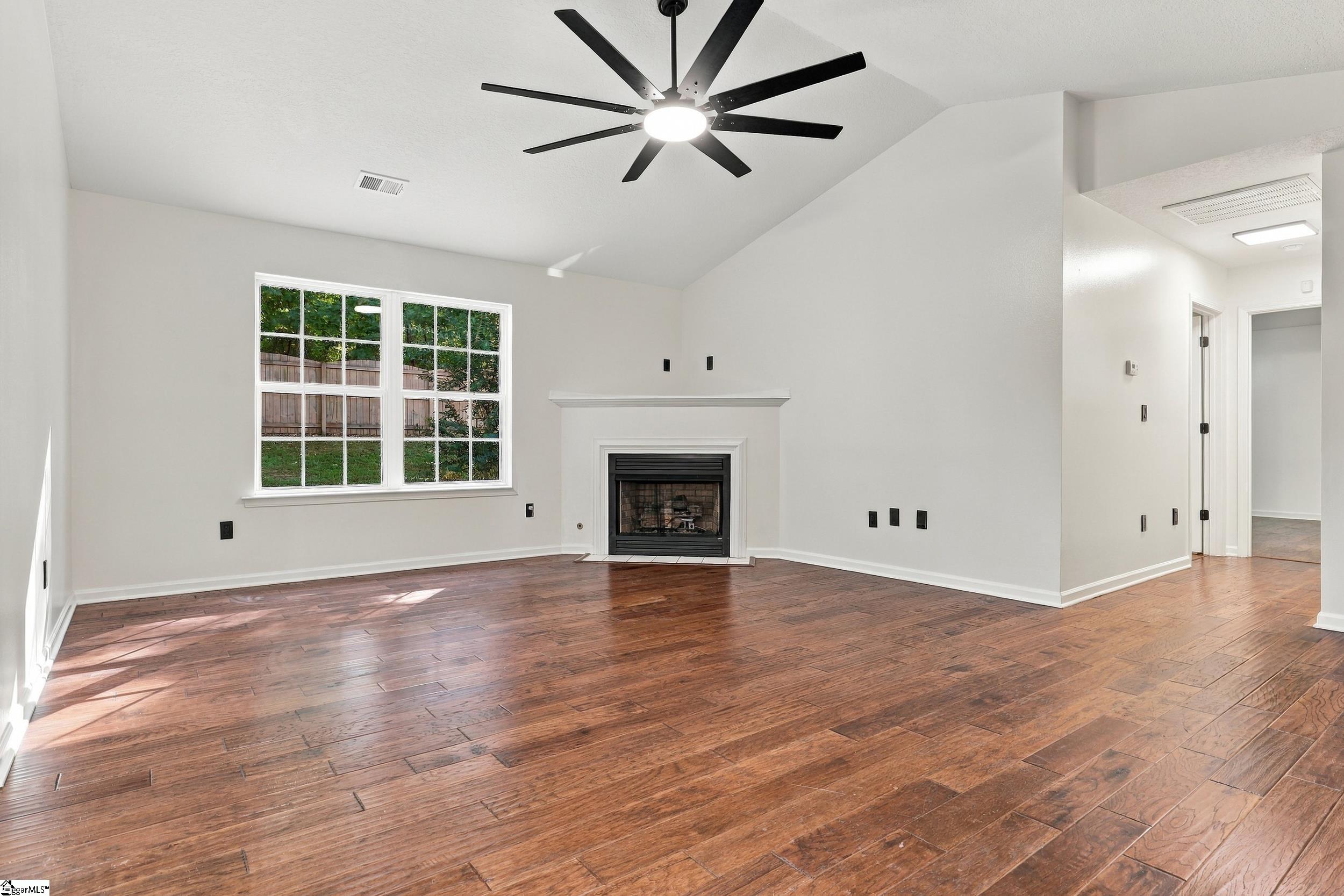 331 Monti Drive Property Photo 9