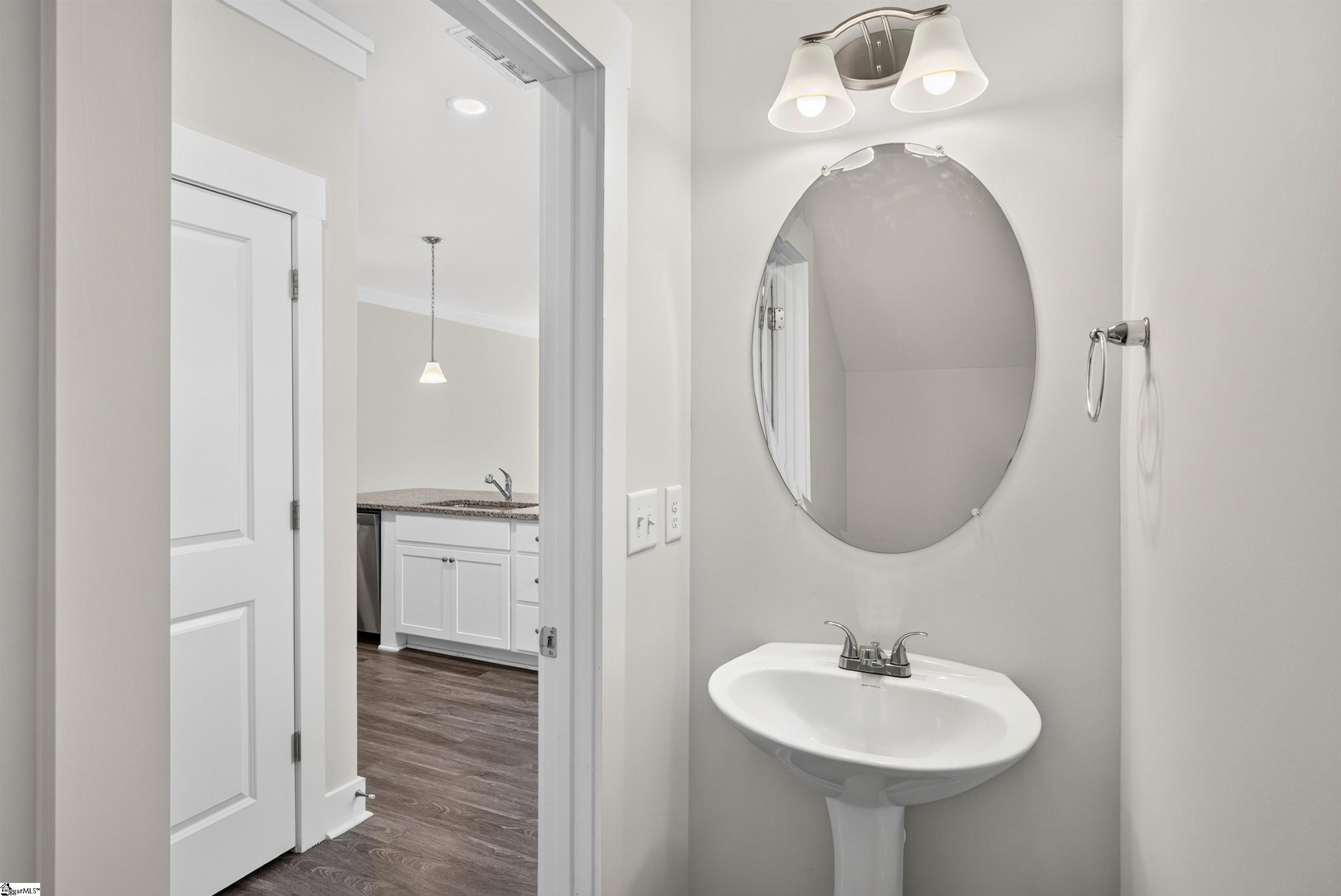 100 Bluet Lane Property Photo 7