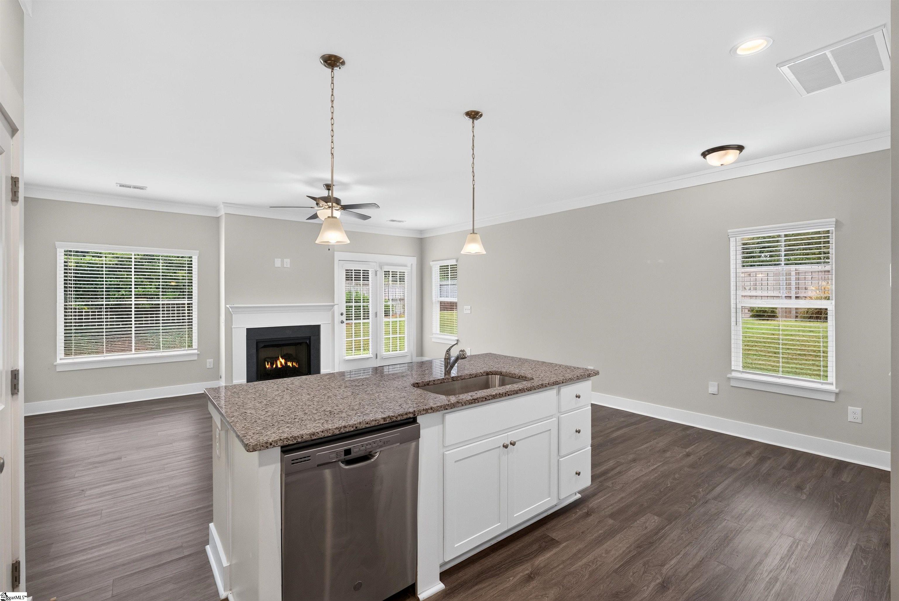 100 Bluet Lane Property Photo 12