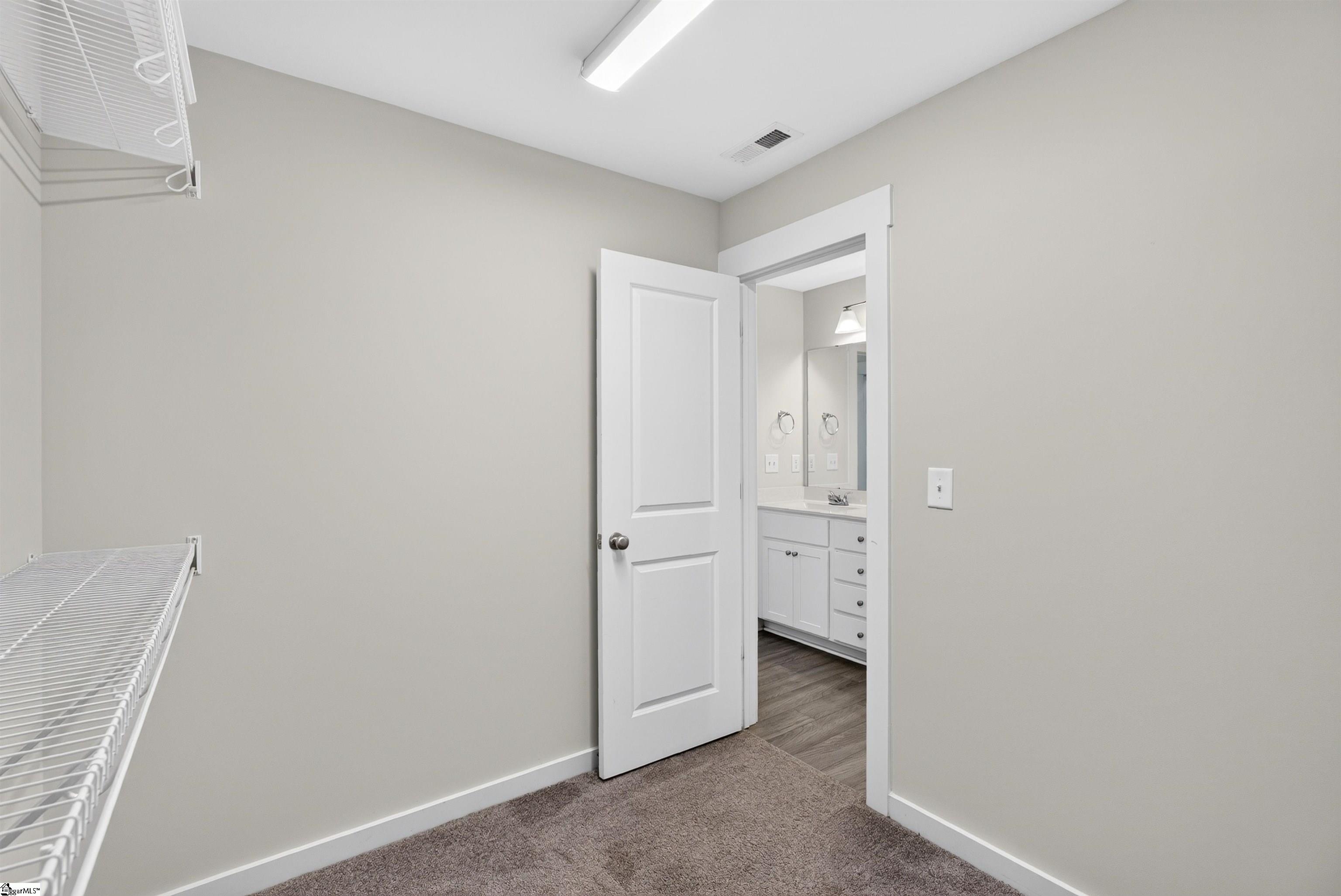 100 Bluet Lane Property Photo 18