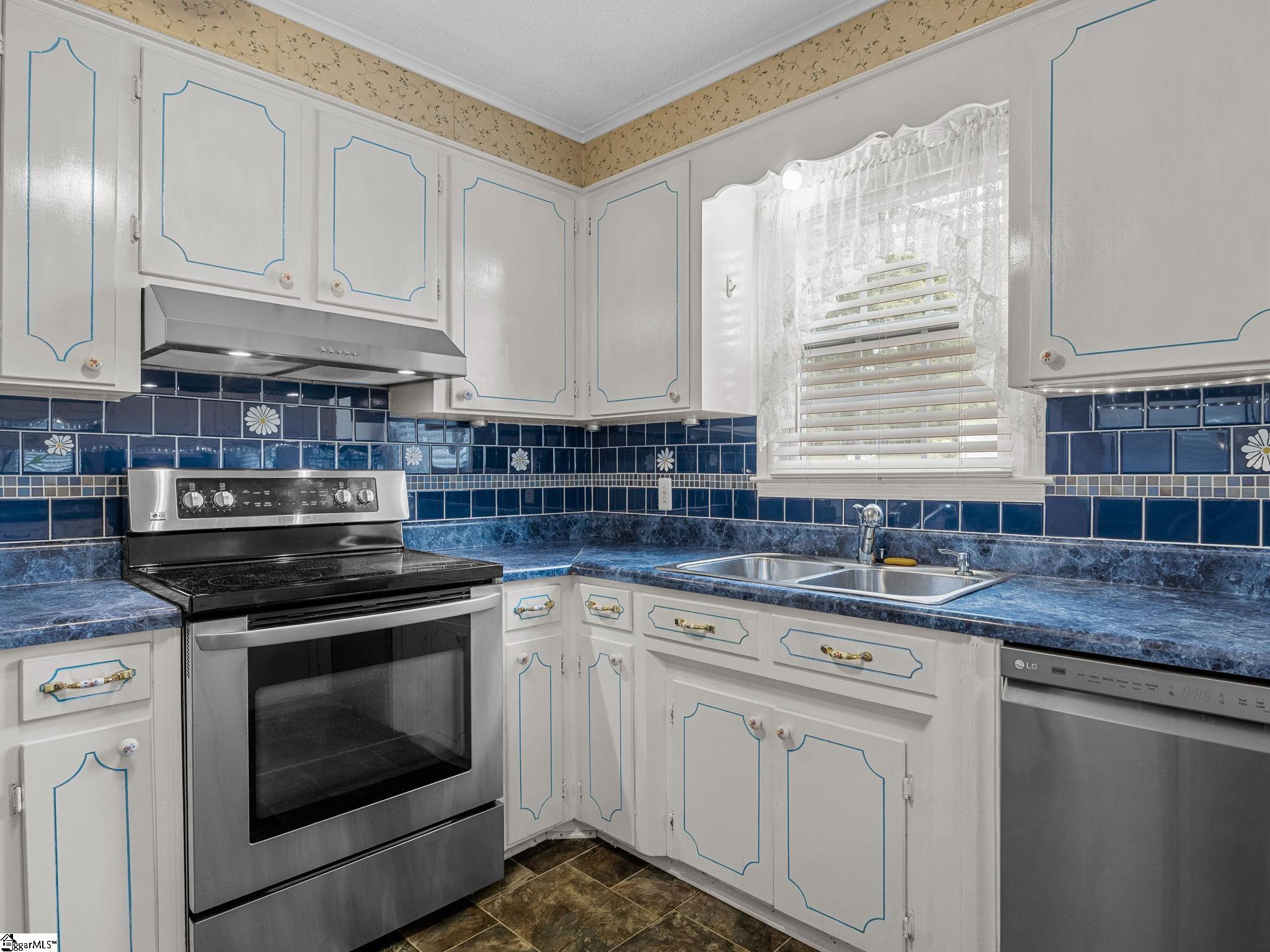 808 Primrose Lane Property Photo 15