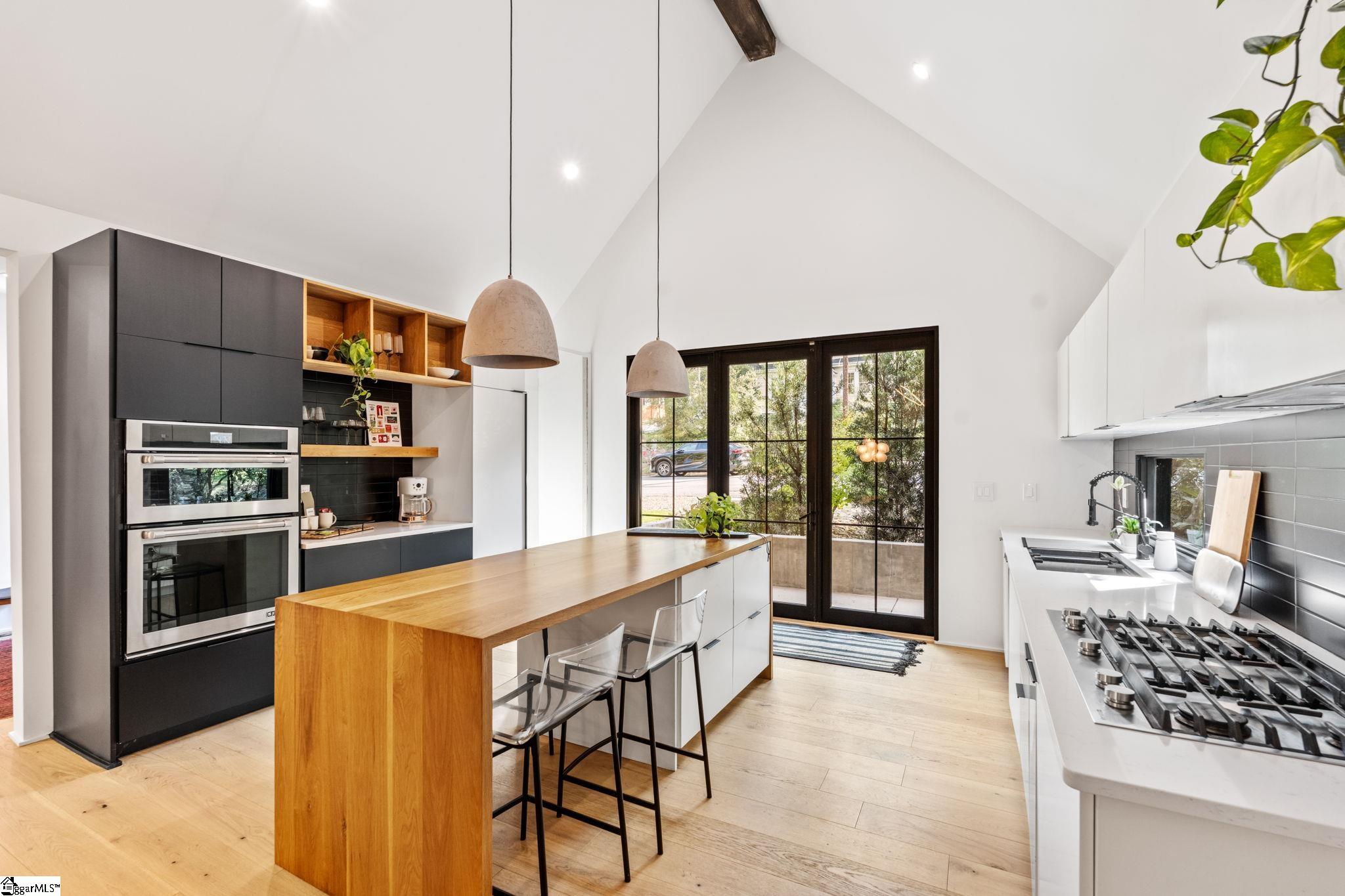 14 Russell Avenue Property Photo 14