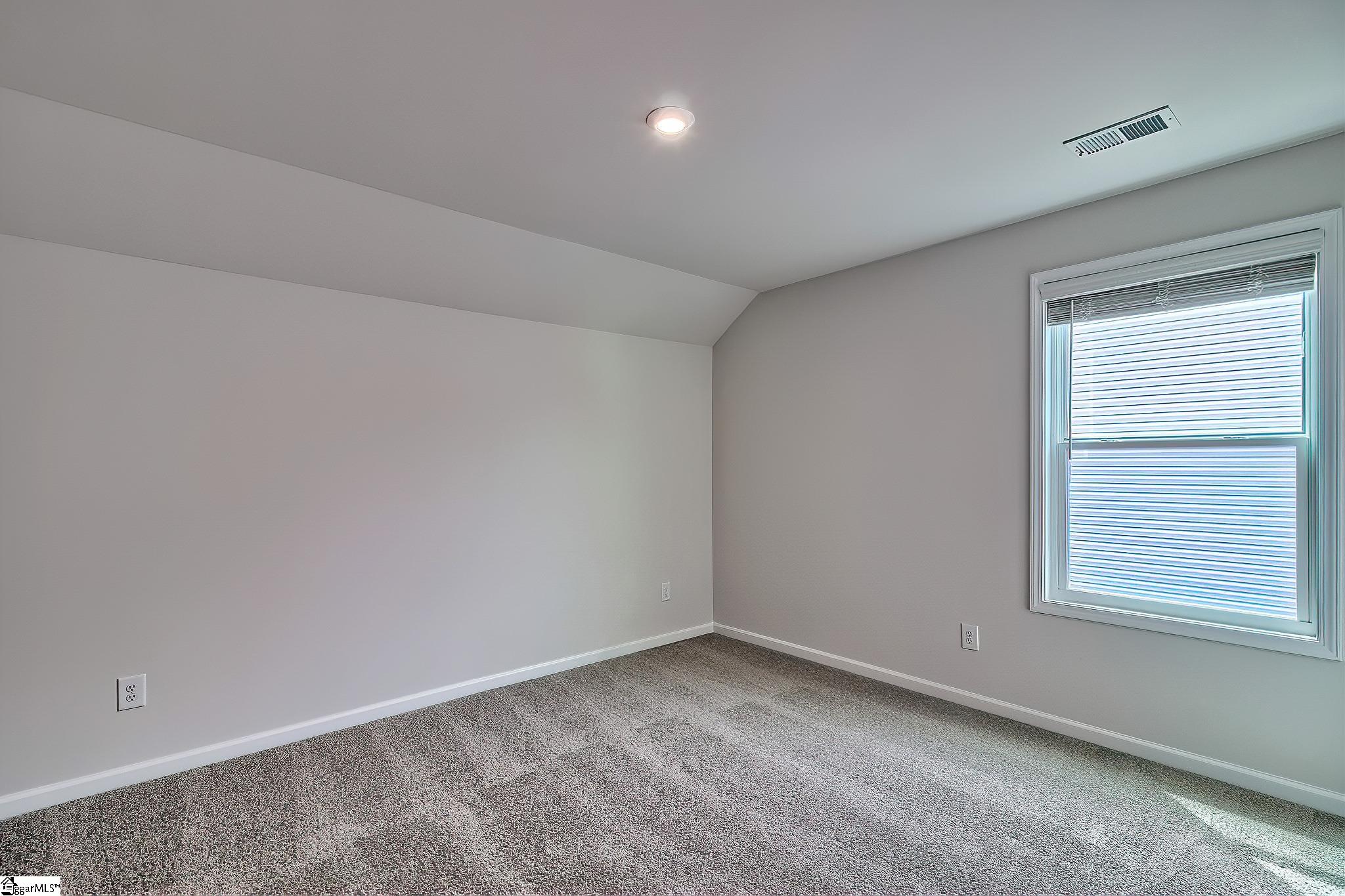 1013 Mockernut Way Property Photo 18