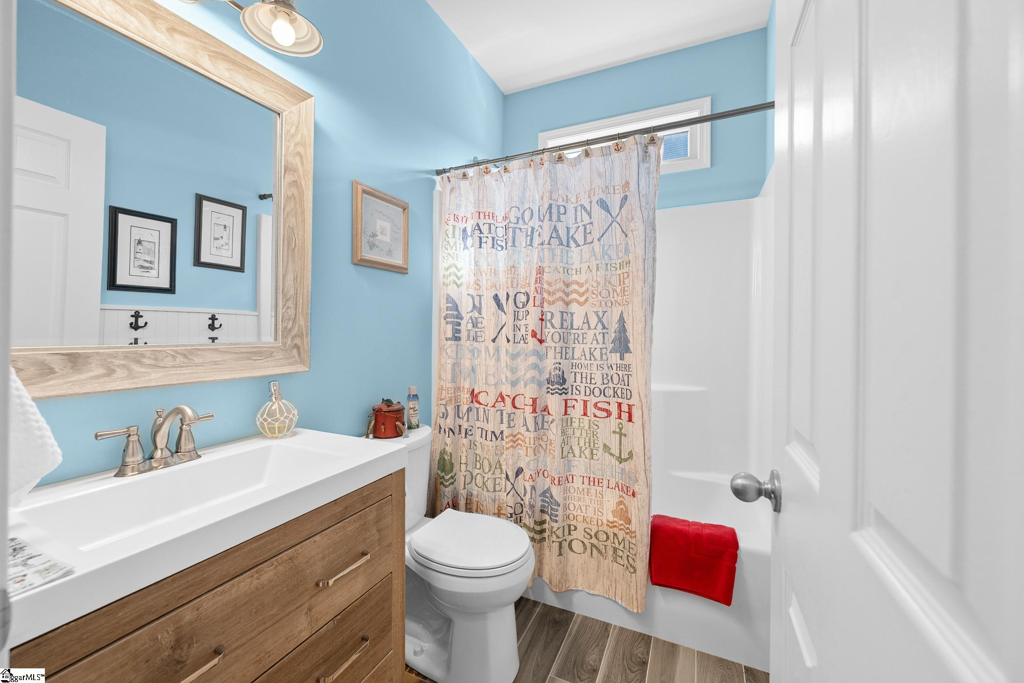 228 Bay Ridge Drive Property Photo 23
