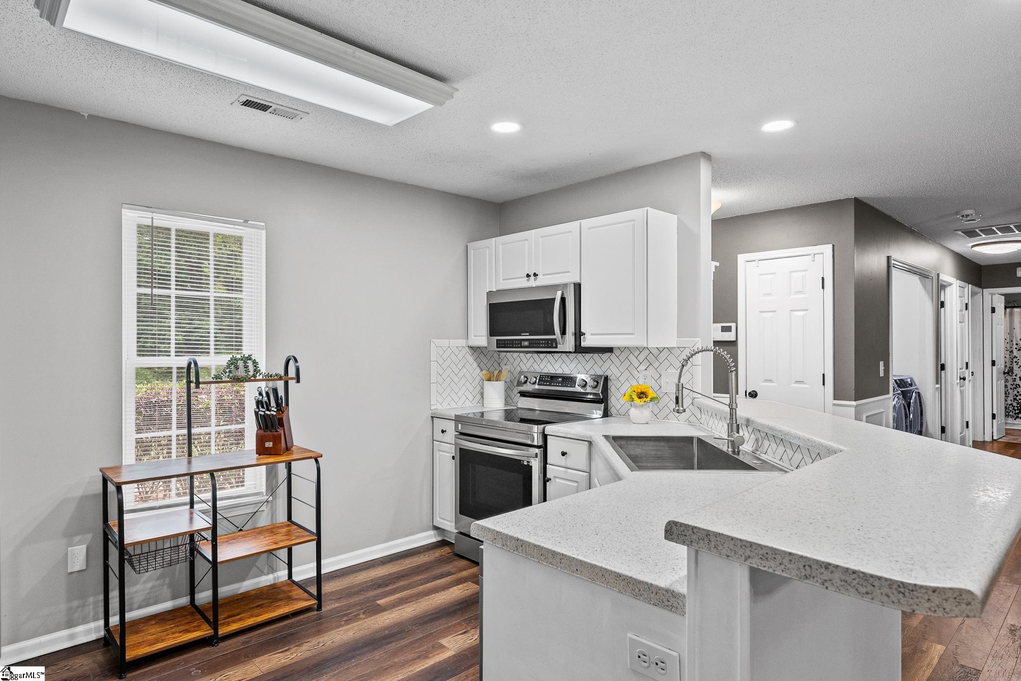 465 Boiter Road Property Photo 8