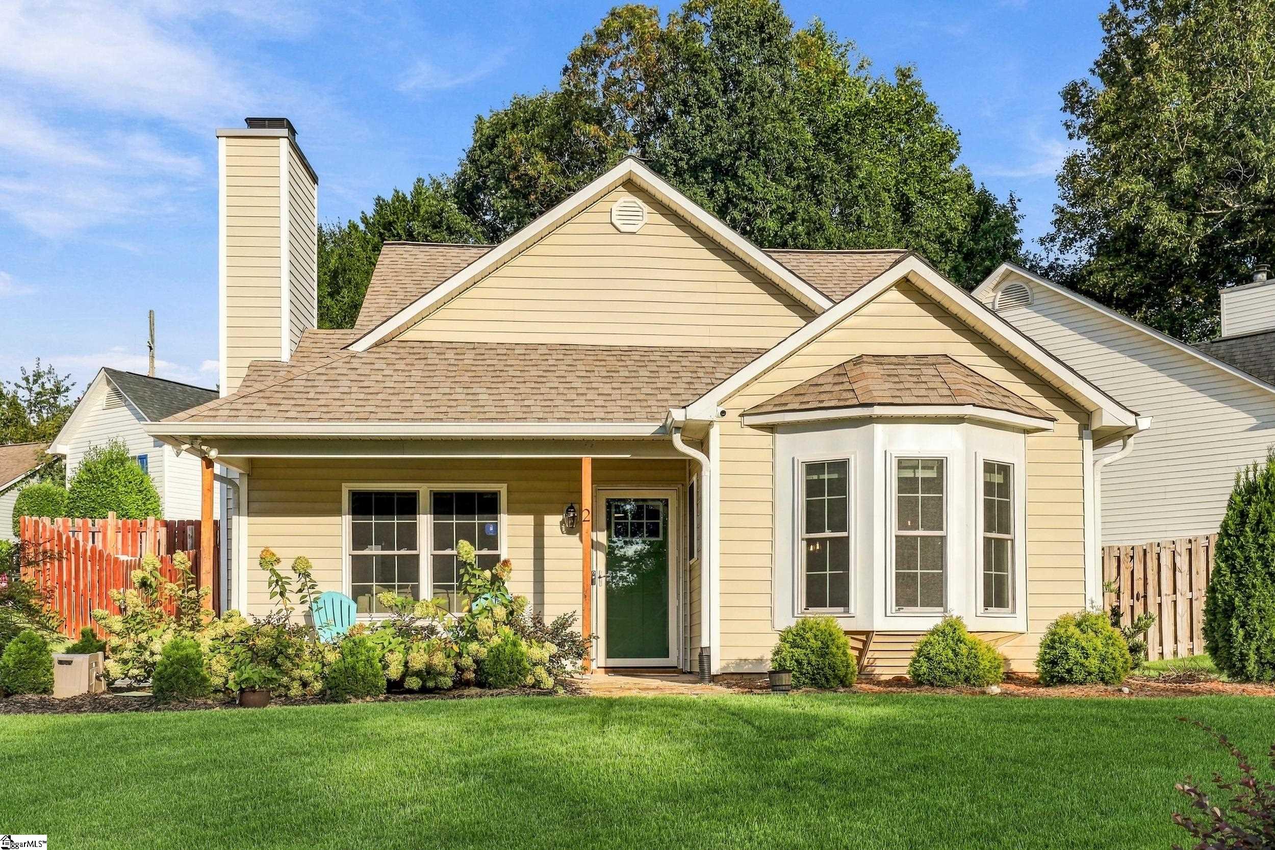 2 Pecan Grove Court Property Photo 1