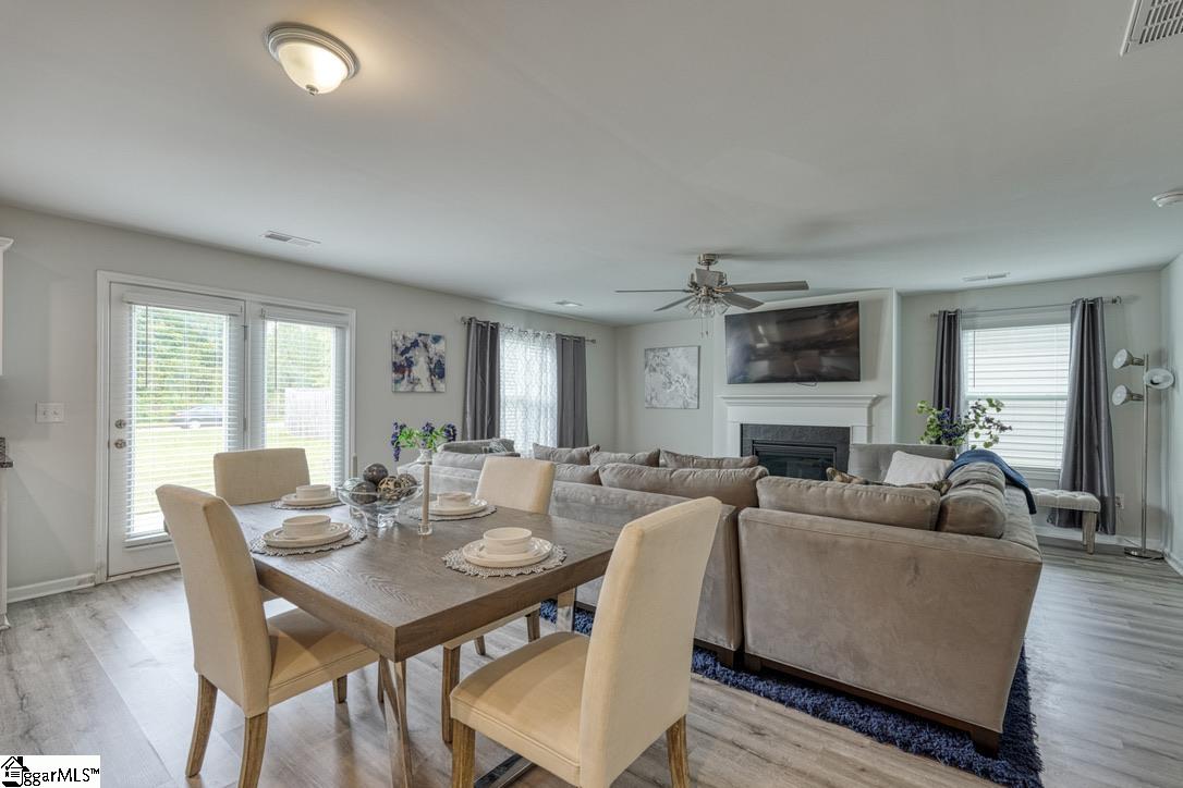 454 Grantham Court Property Photo 16