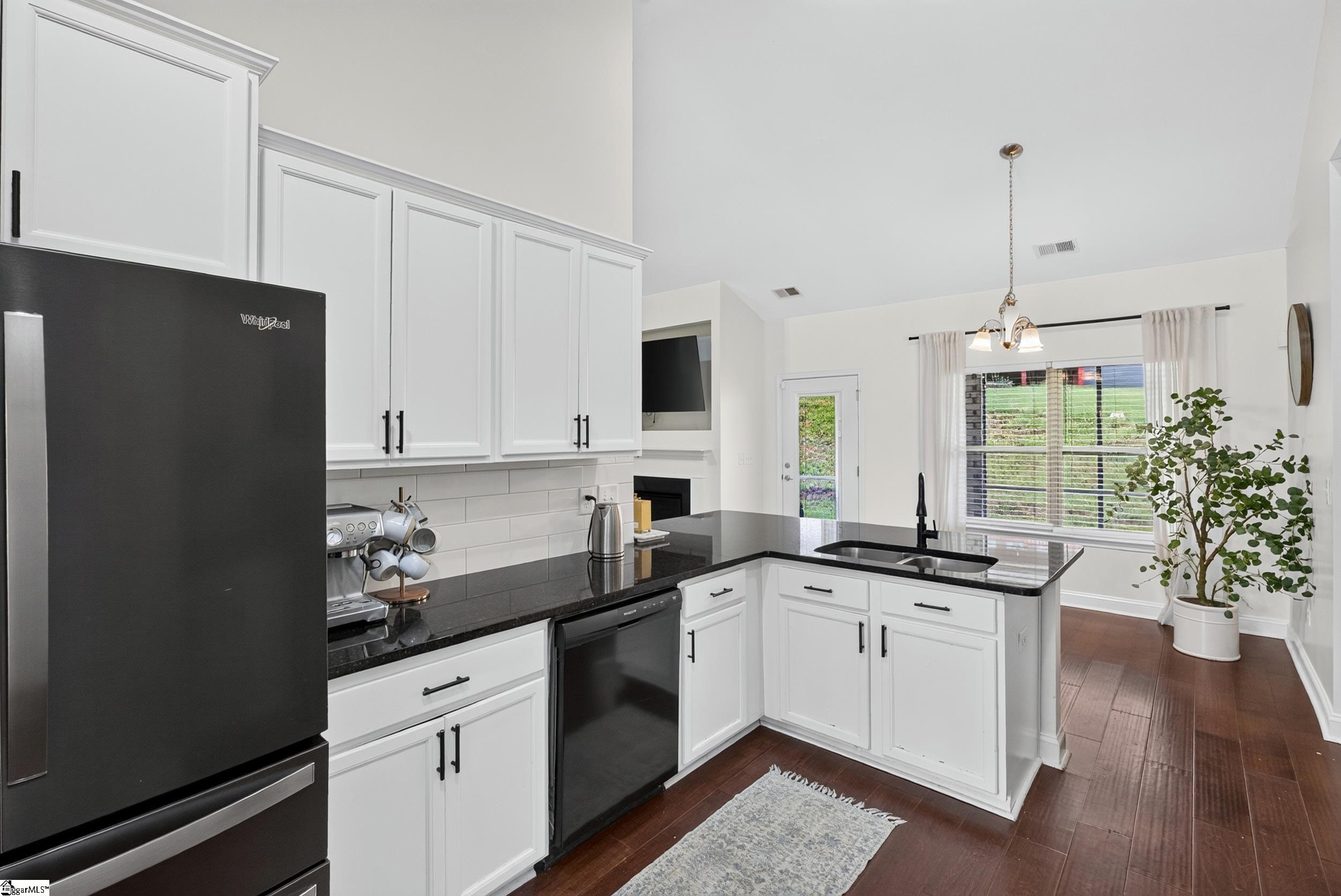 515 Dragonfly Court Property Photo 8