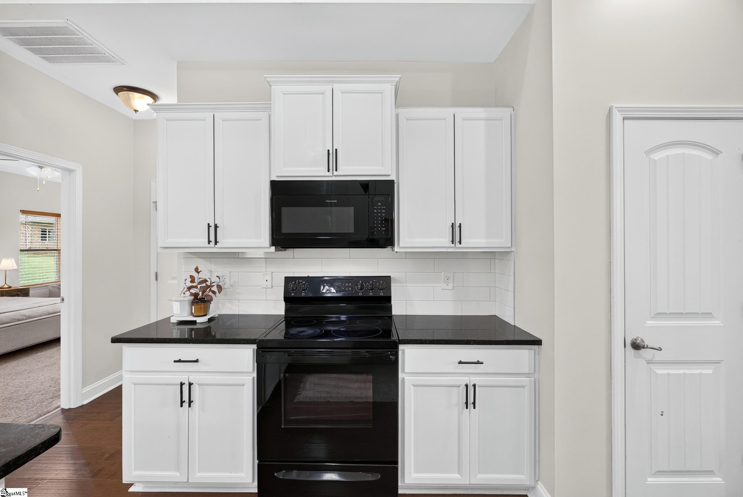 515 Dragonfly Court Property Photo 12