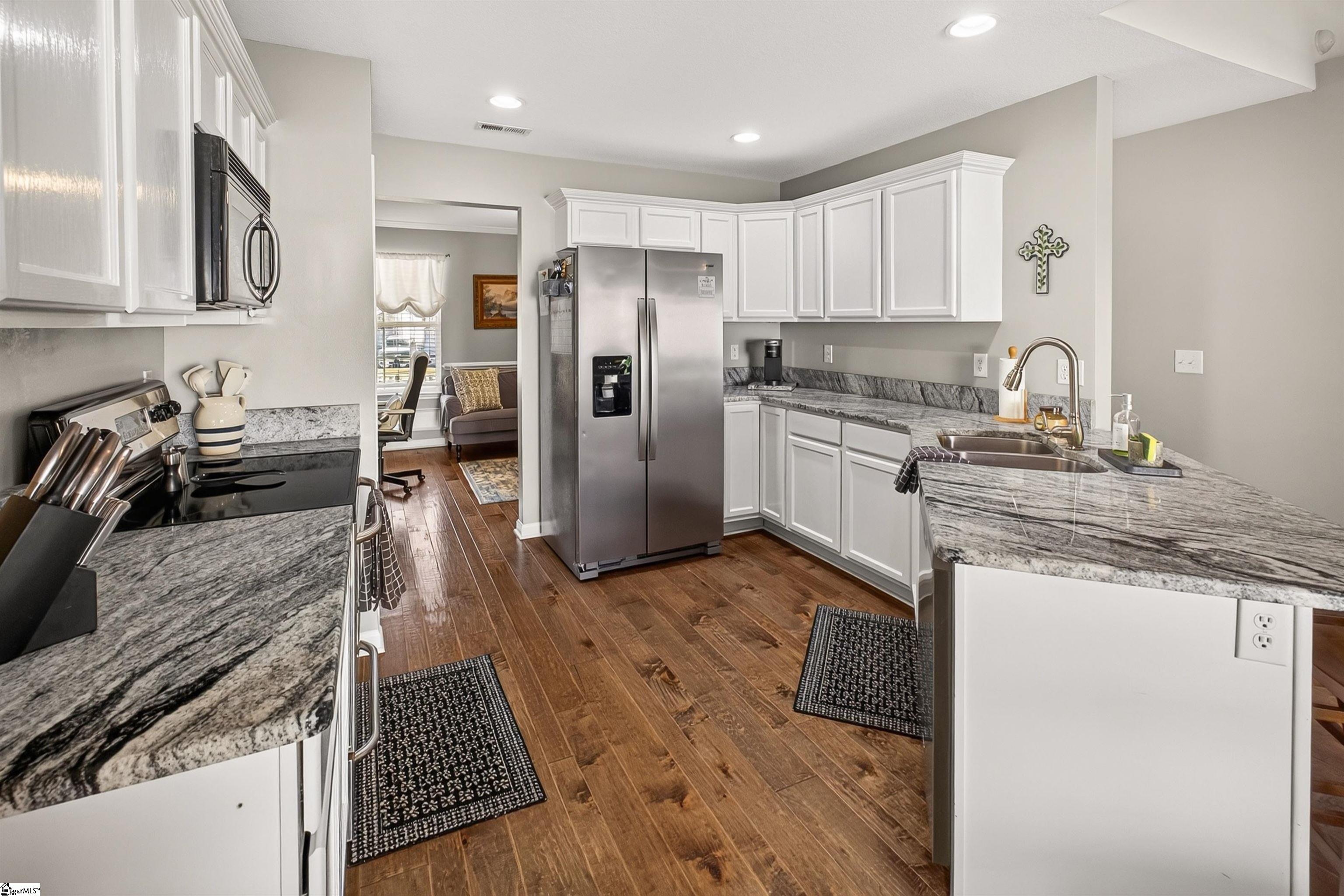 1 Granite Woods Way Property Photo 7