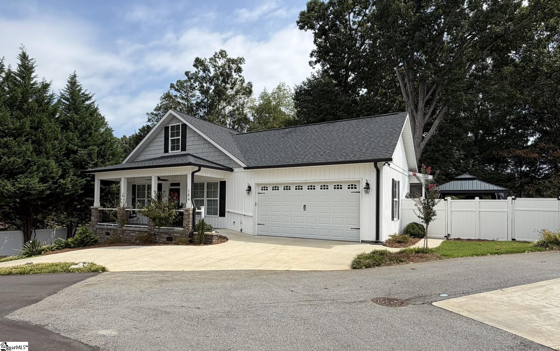 104 Cottage Way Property Photo 1