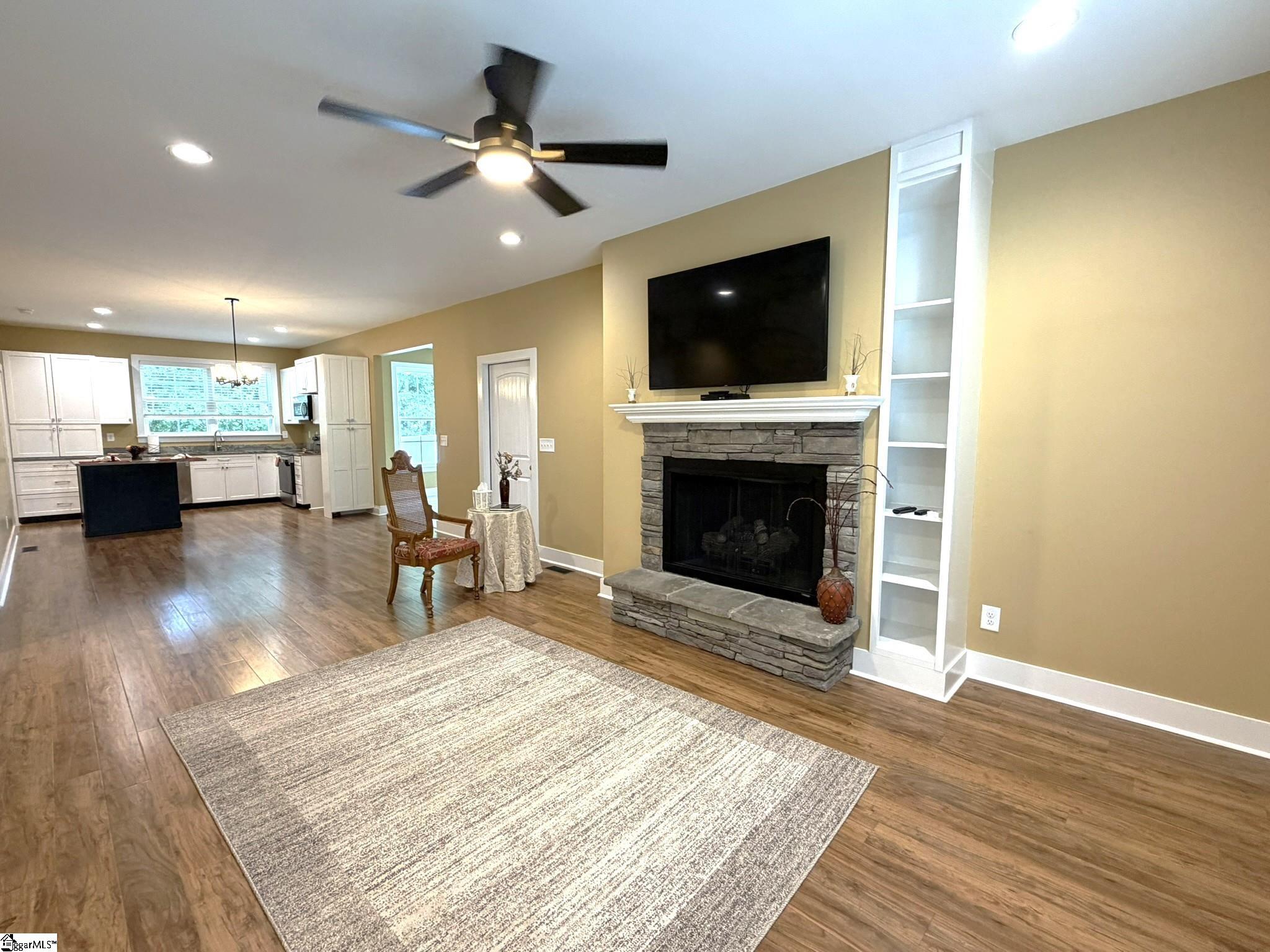 104 Cottage Way Property Photo 10