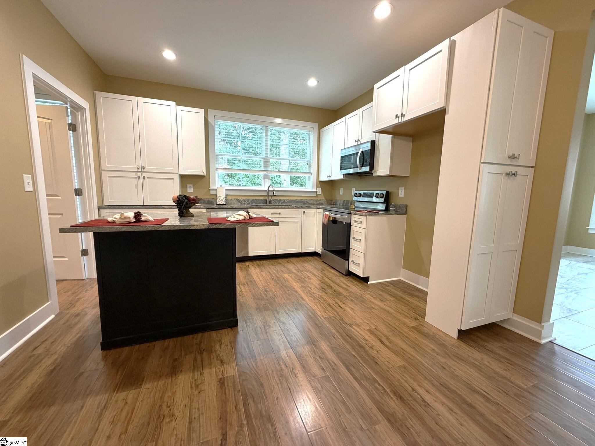 104 Cottage Way Property Photo 12